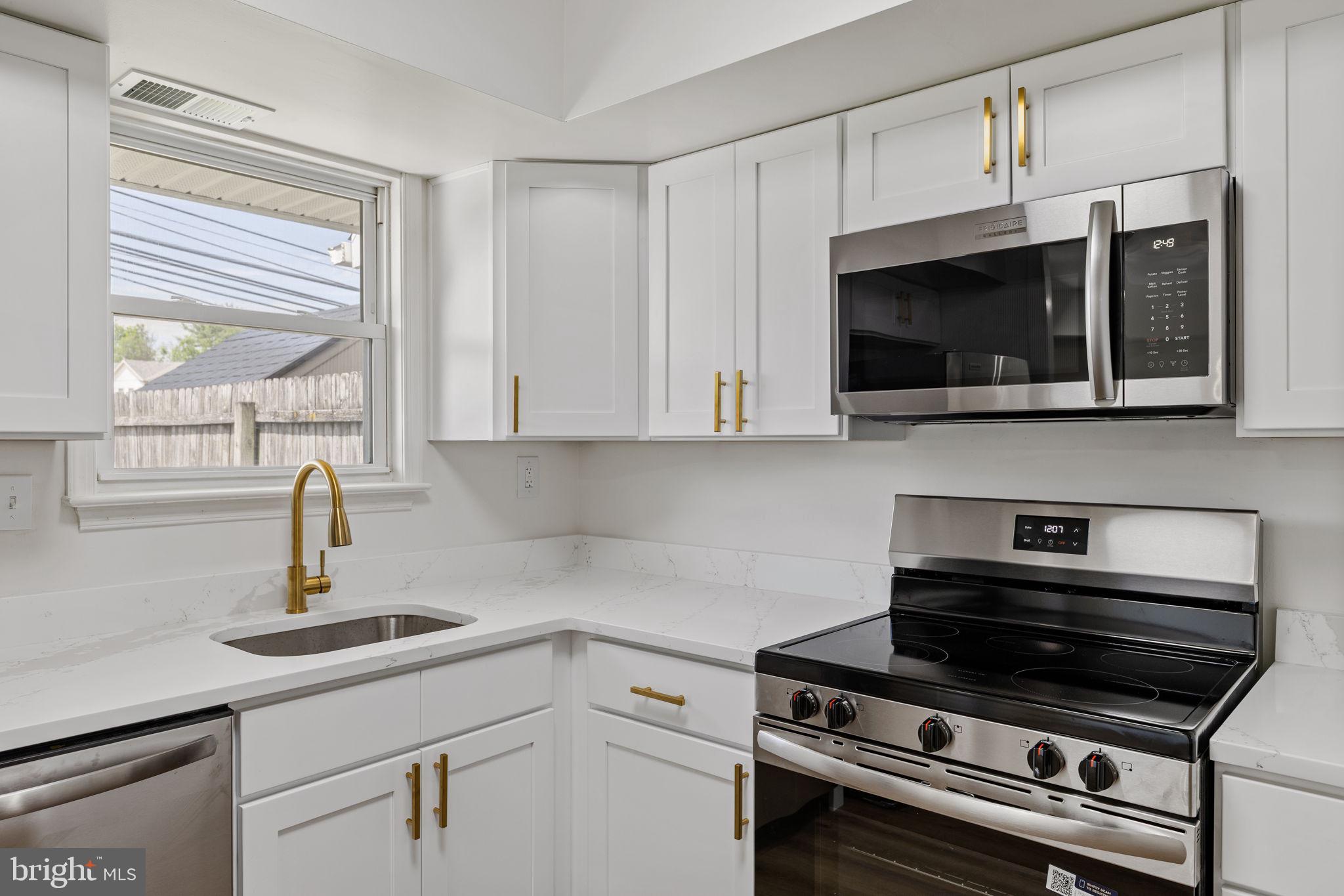 ORCHARD COURTS - Residential