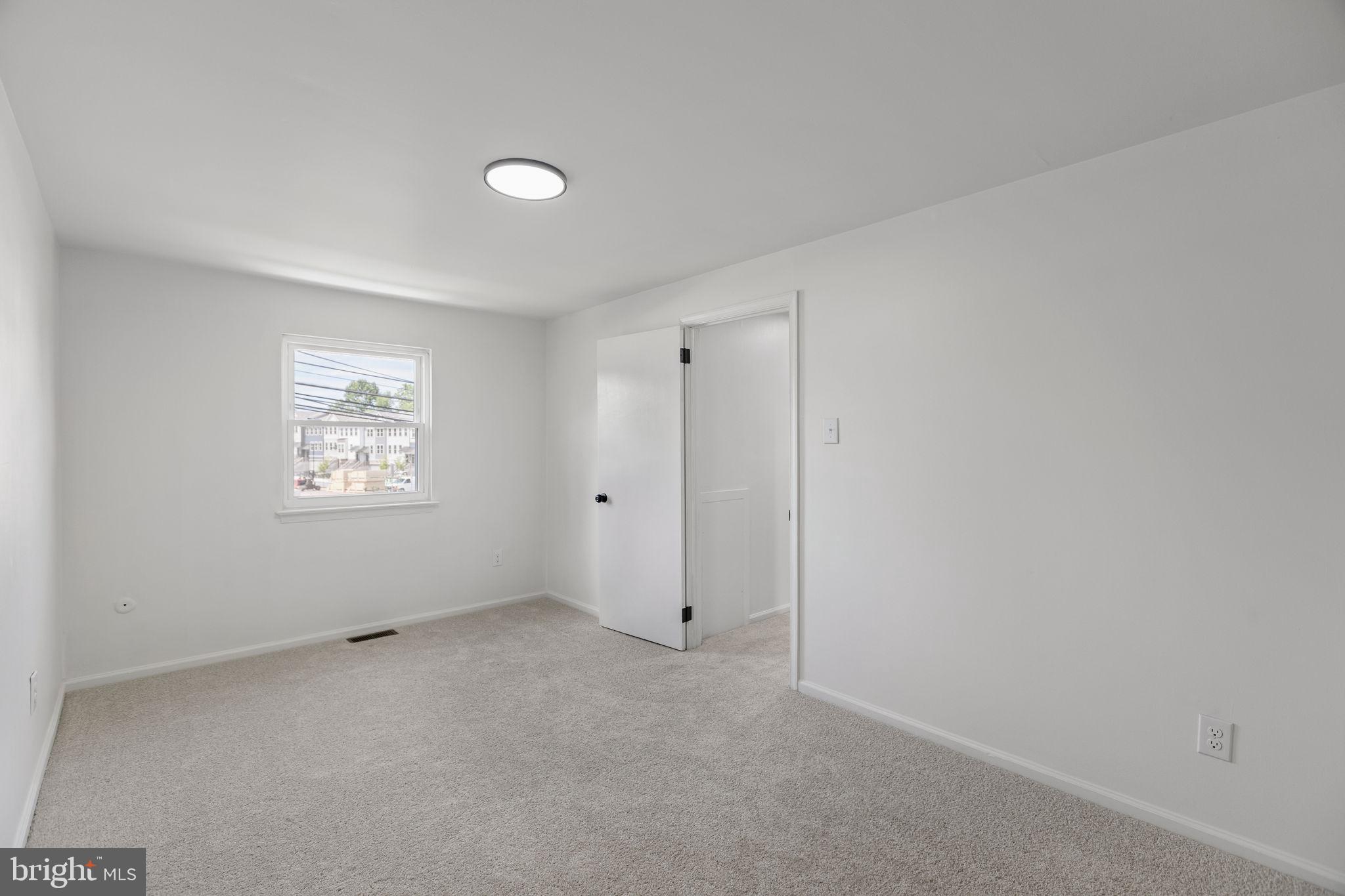 ORCHARD COURTS - Residential