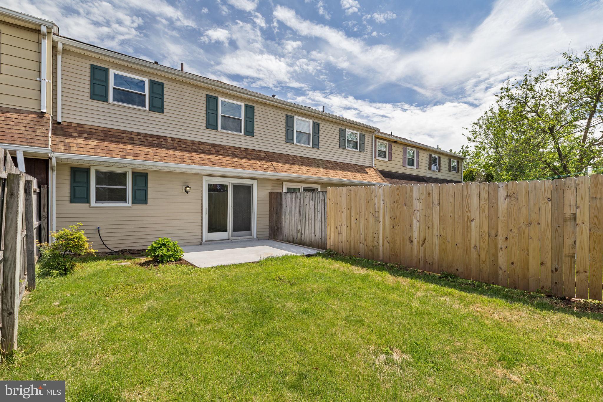 ORCHARD COURTS - Residential