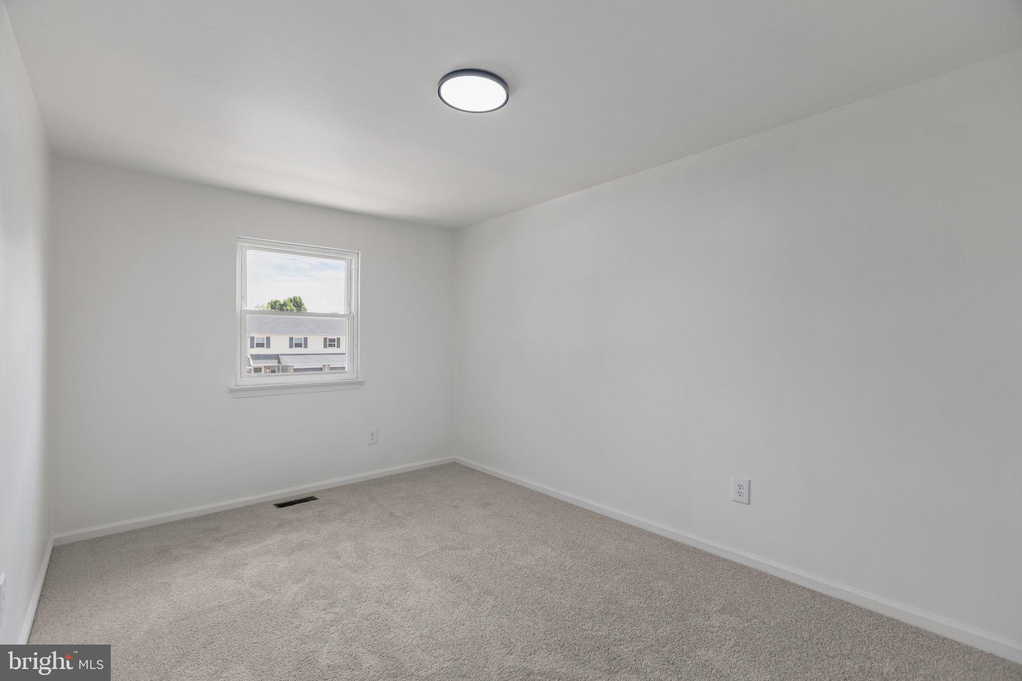 ORCHARD COURTS - Residential