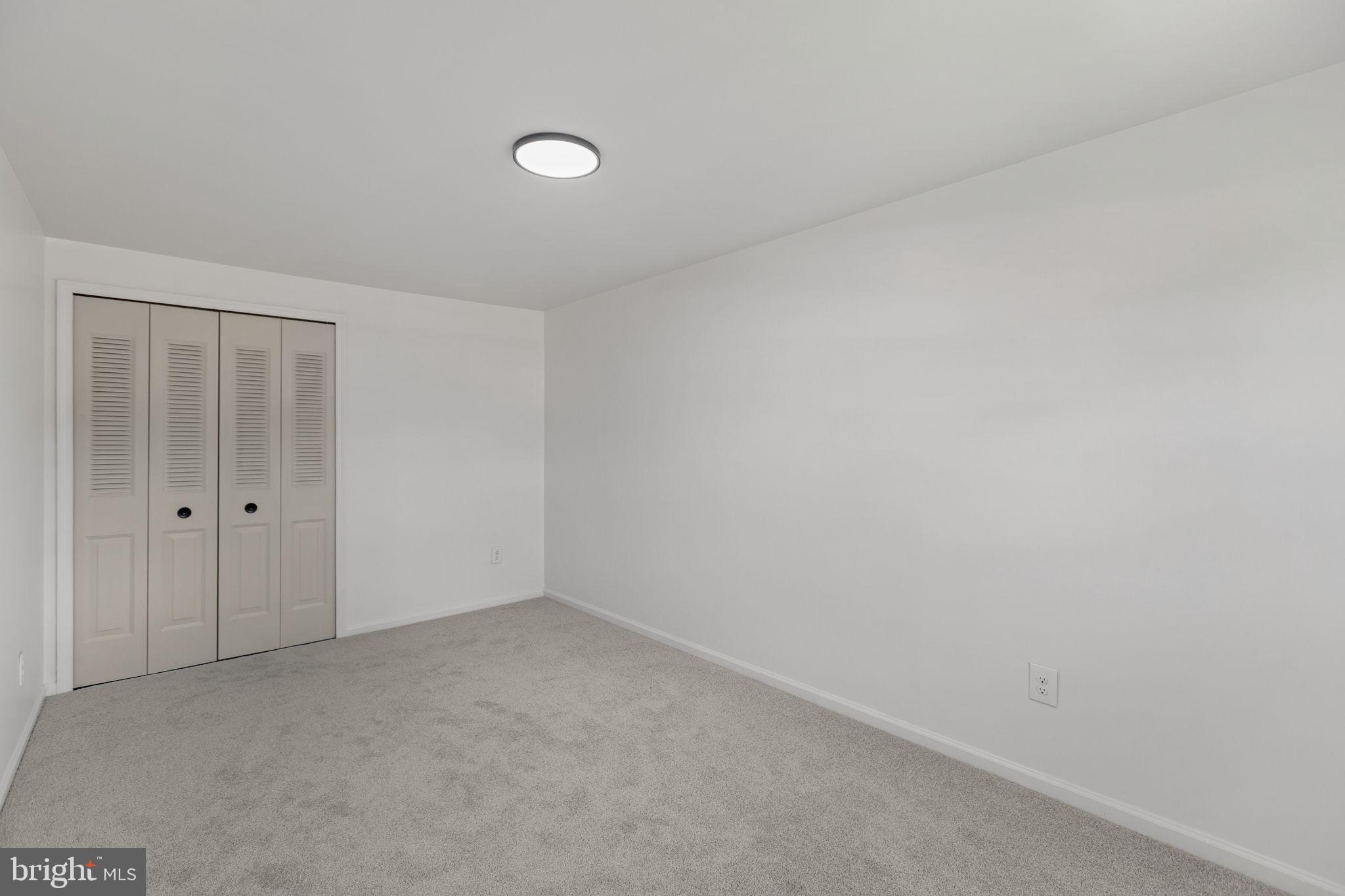 ORCHARD COURTS - Residential