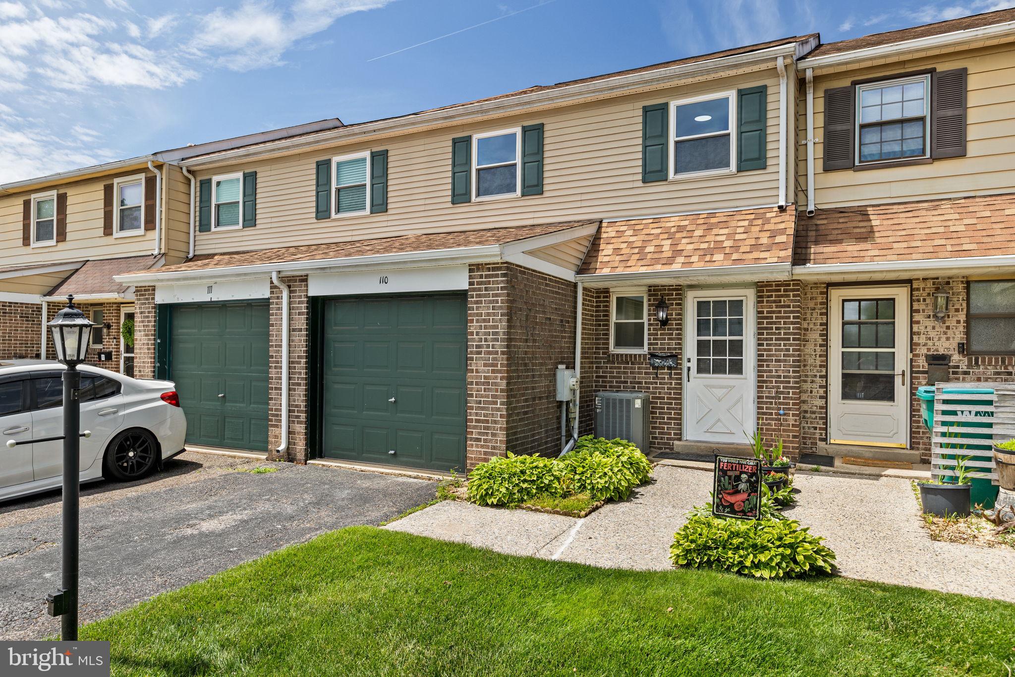 ORCHARD COURTS - Residential