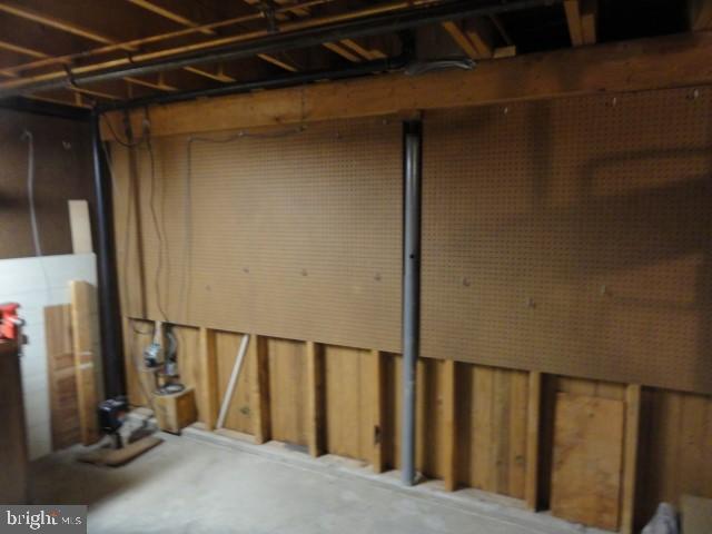 NORTH GUILFORD HILLS - Residential