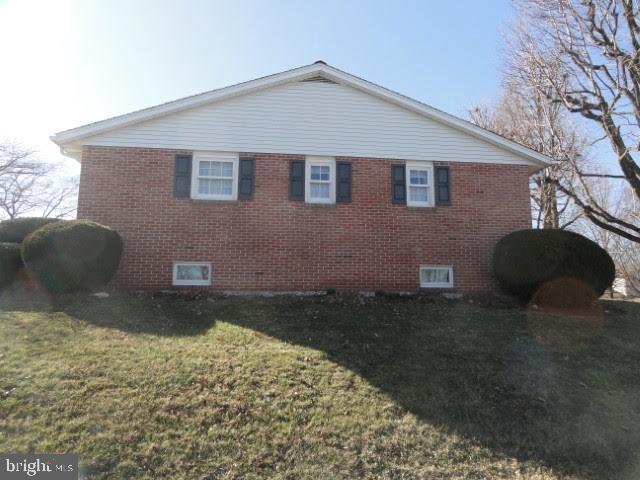 225 HERITAGE ROAD