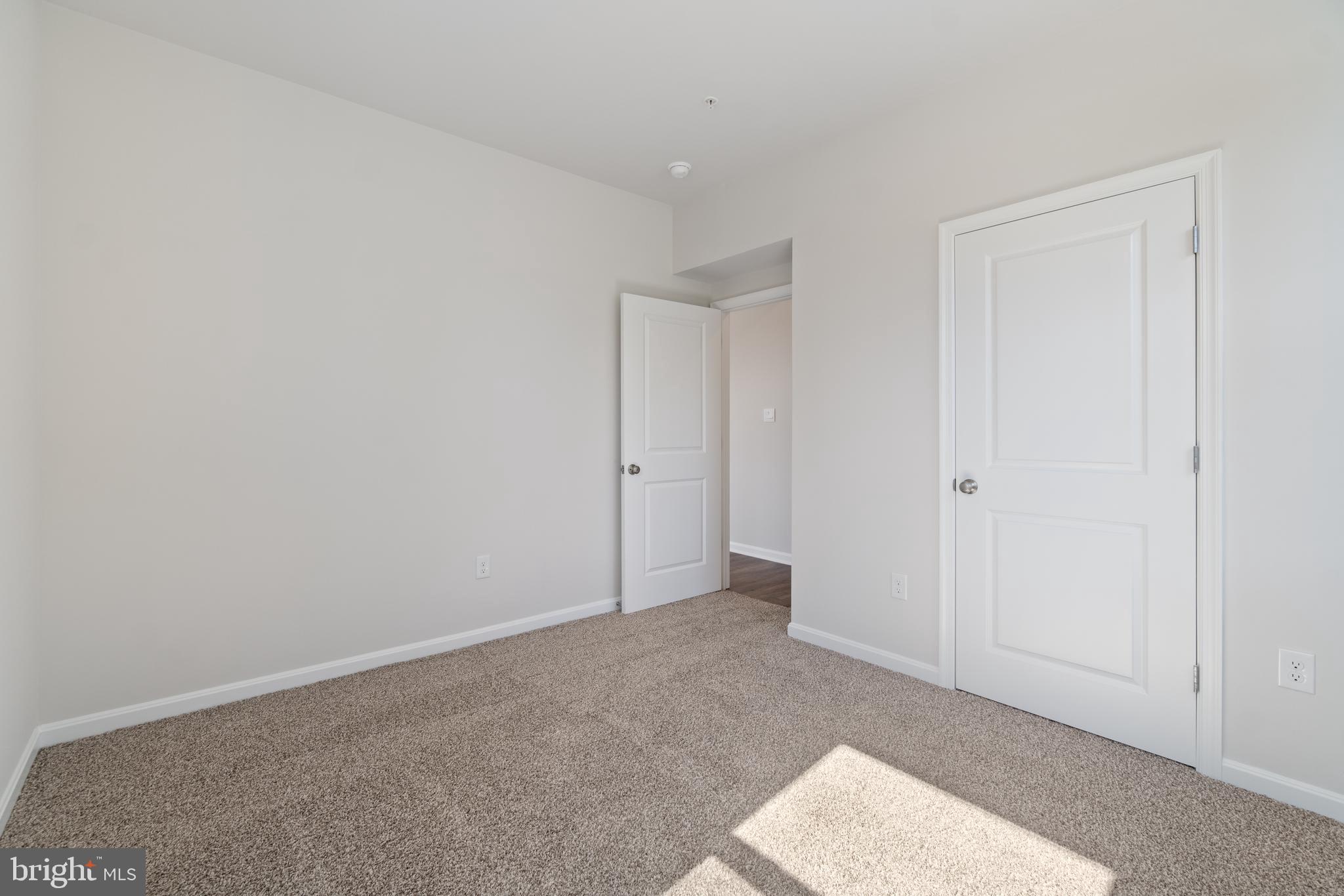 WATERMARK AT WESTPHALIA TOWN CENTER - Residential
