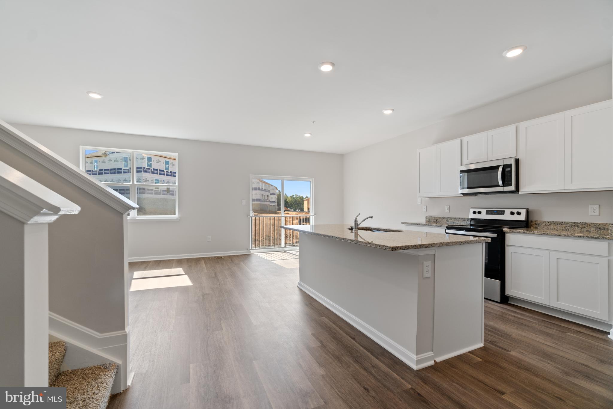 5212 MANOR PARK DRIVE