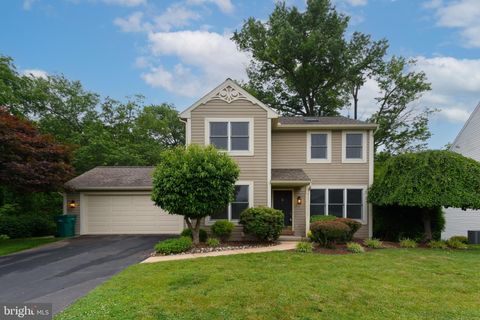Photo of 237 Cliff Lane, ELIZABETHTOWN, PA 17022 (MLS # PALA2071680)