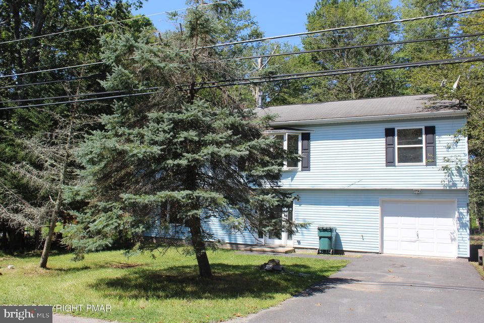 889 COUNTRY PLACE DRIVE