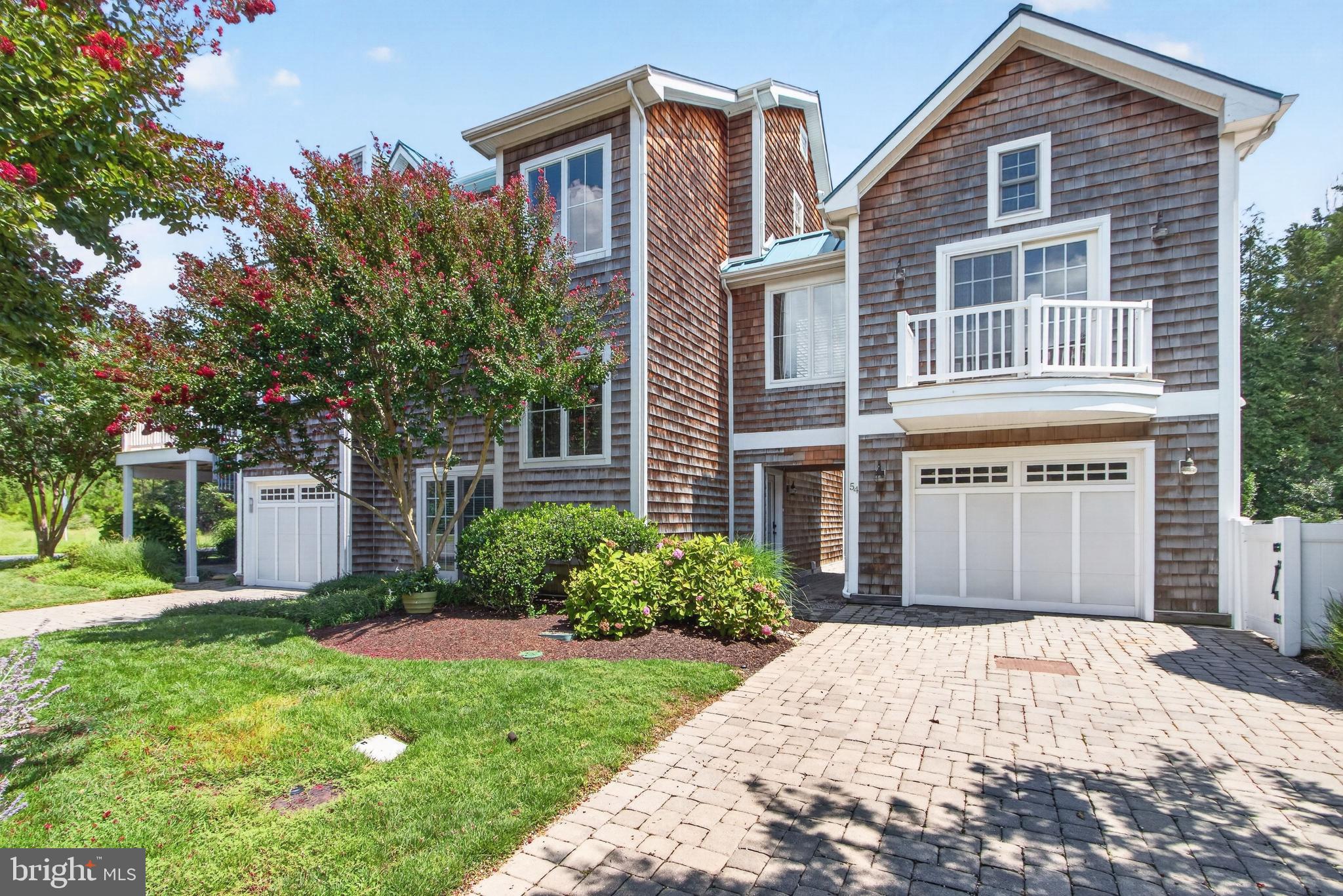 54 SURF AVENUE