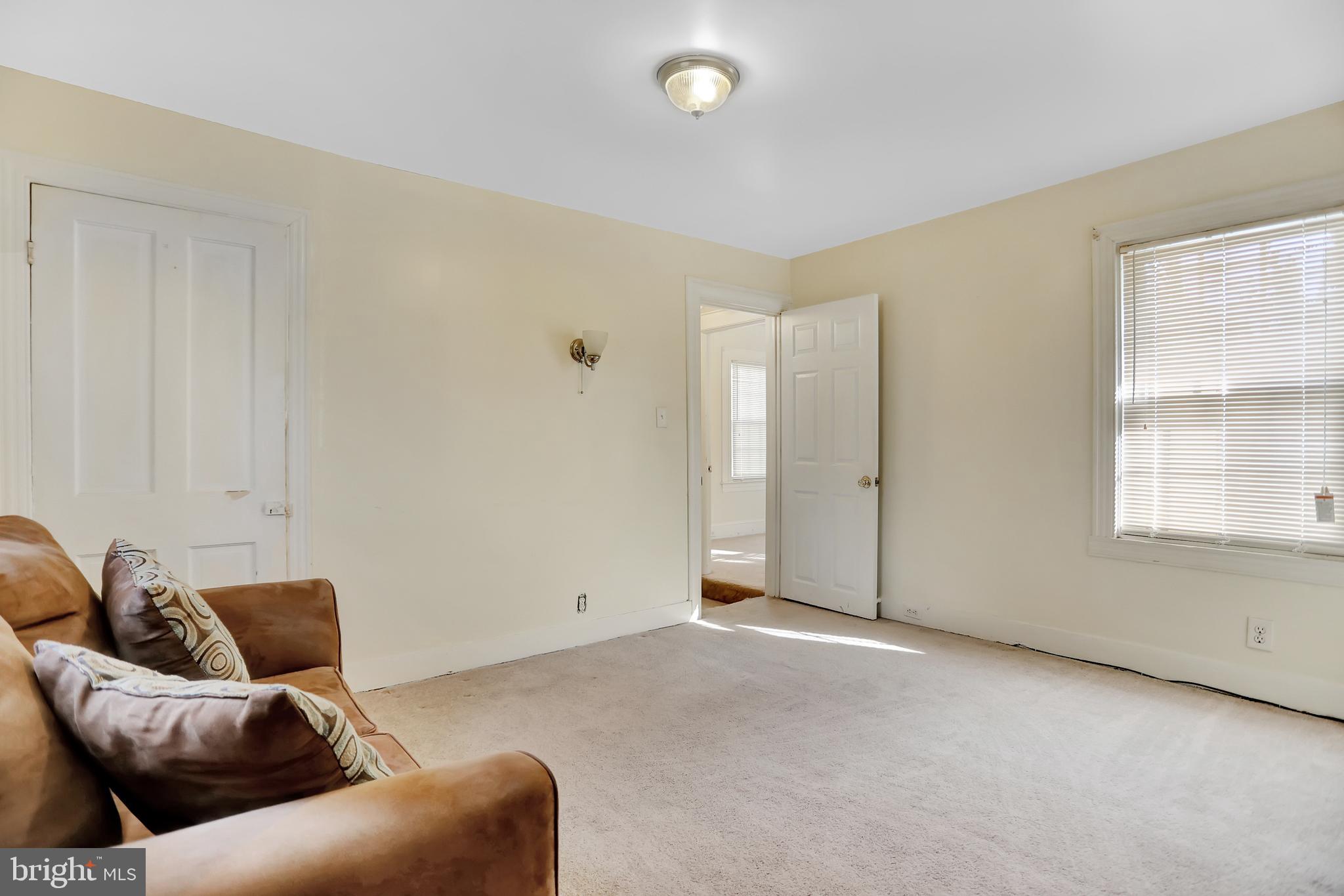 TOWSON - Residential