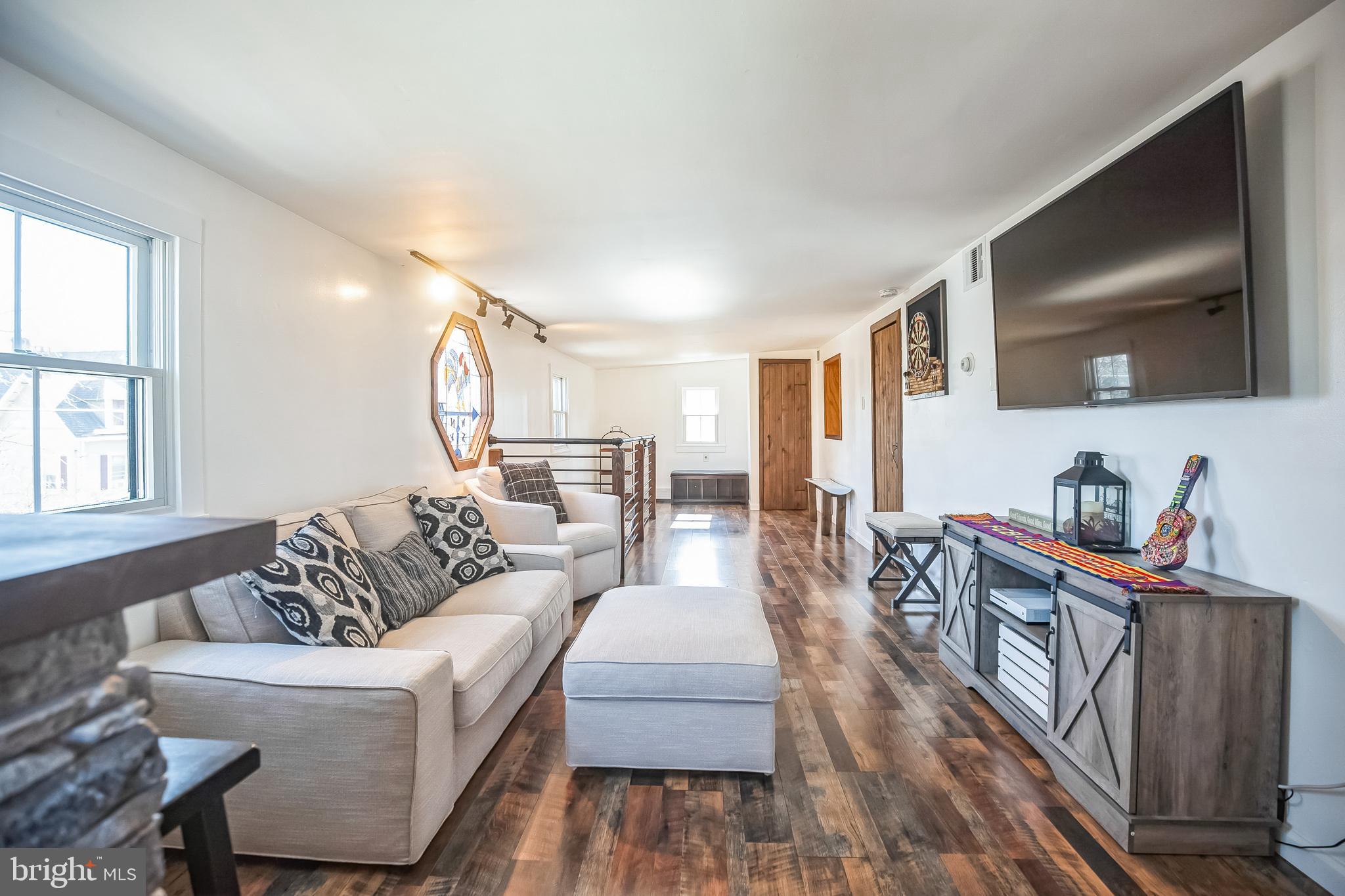 DOYLESTOWN BORO - Residential