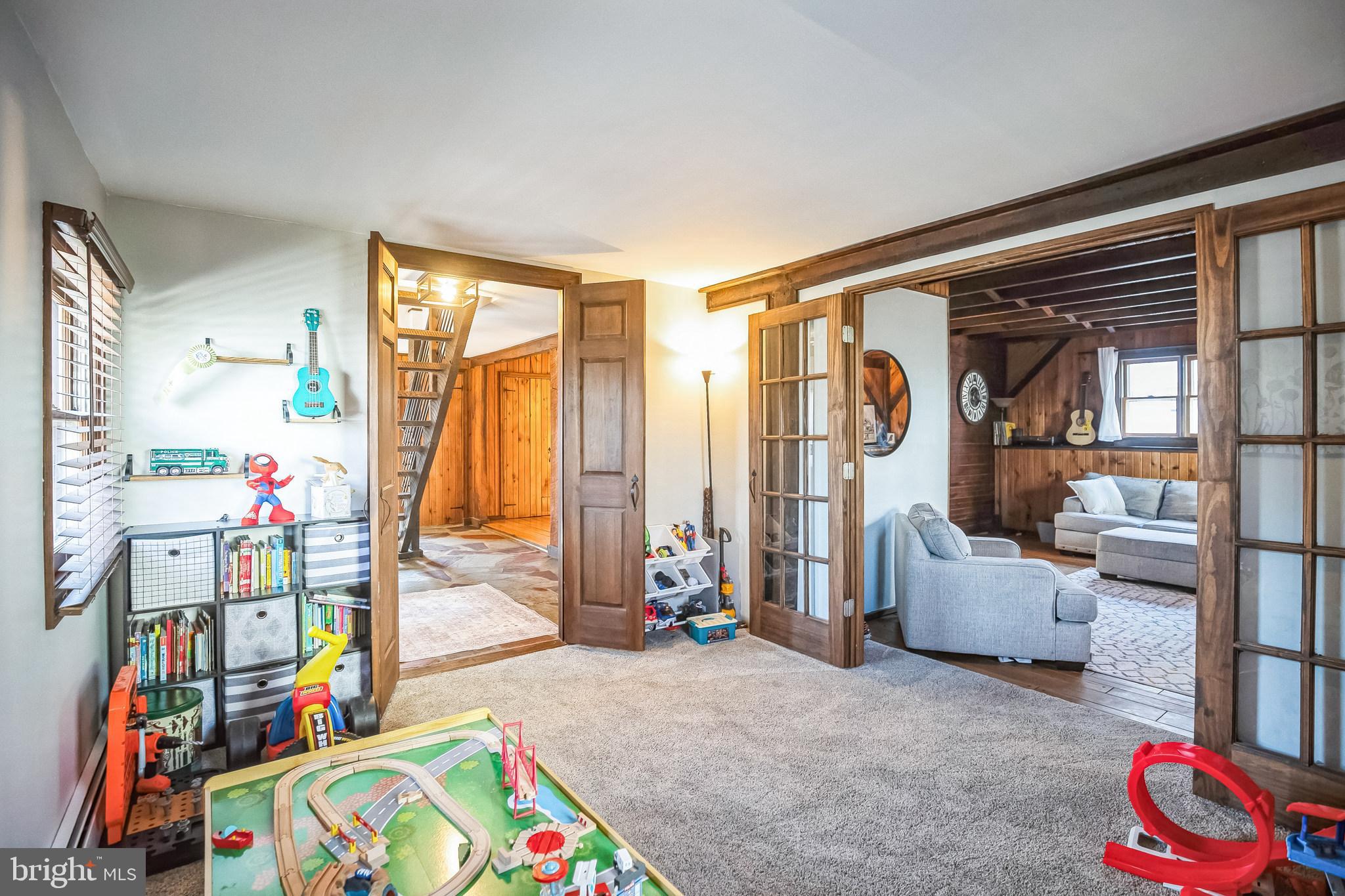DOYLESTOWN BORO - Residential