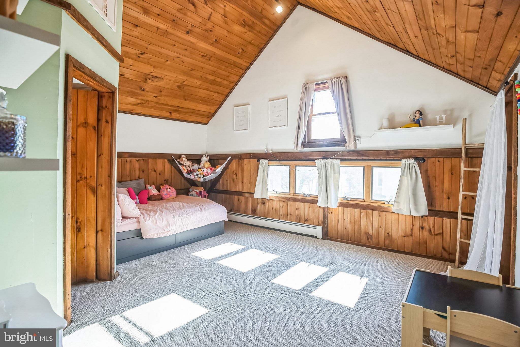 DOYLESTOWN BORO - Residential
