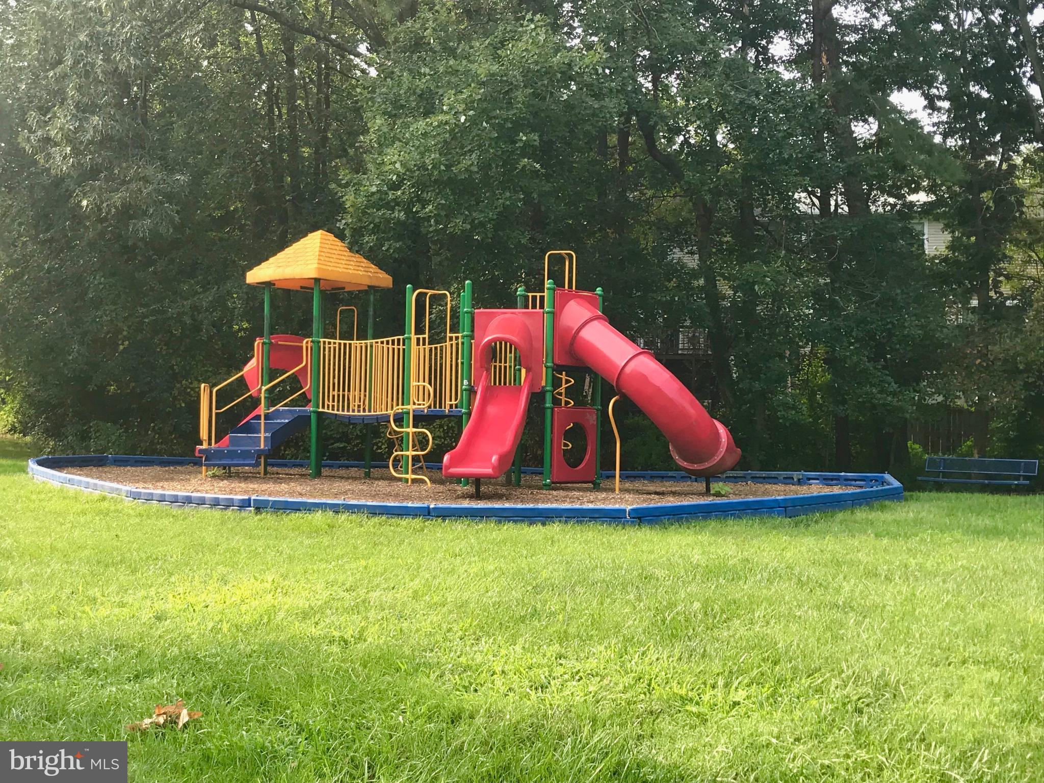 SUSSEX SQUARE CONDO - Residential