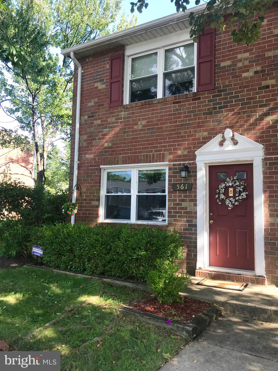 SUSSEX SQUARE CONDO - Residential