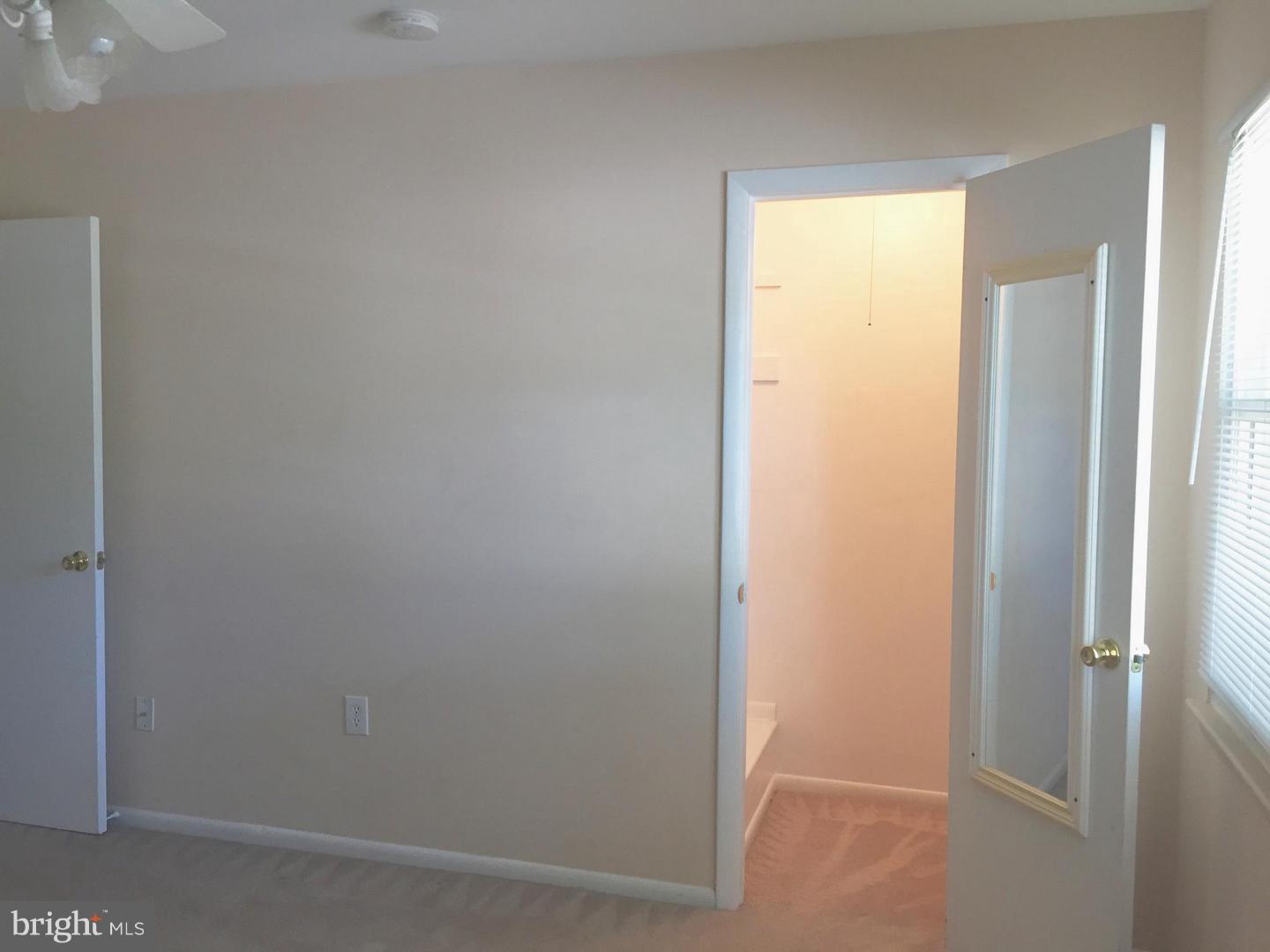 SUSSEX SQUARE CONDO - Residential