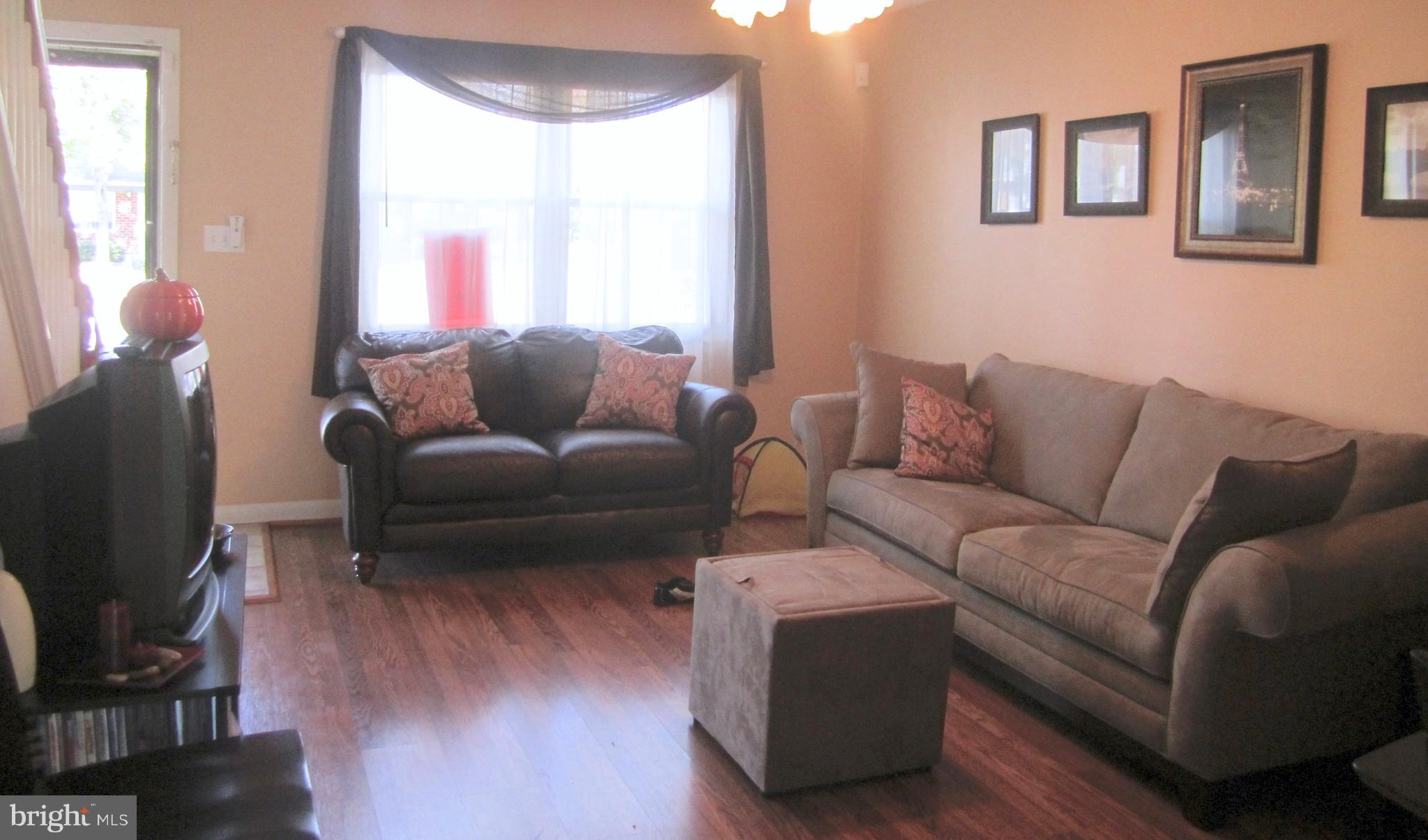 SUSSEX SQUARE CONDO - Residential