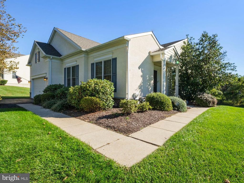 Photo of 206 Joyce Circle, AVONDALE, PA 19311 (MLS # PACT2111502)