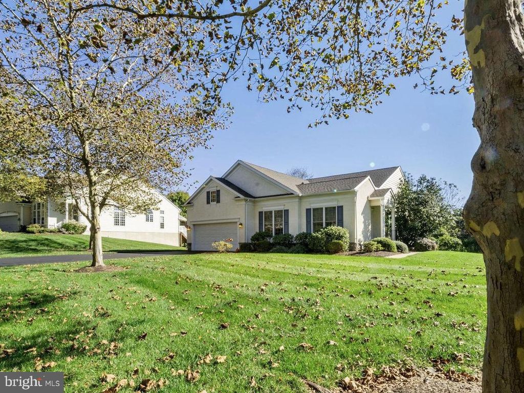 Photo of 206 Joyce Circle, AVONDALE, PA 19311 (MLS # PACT2111502)