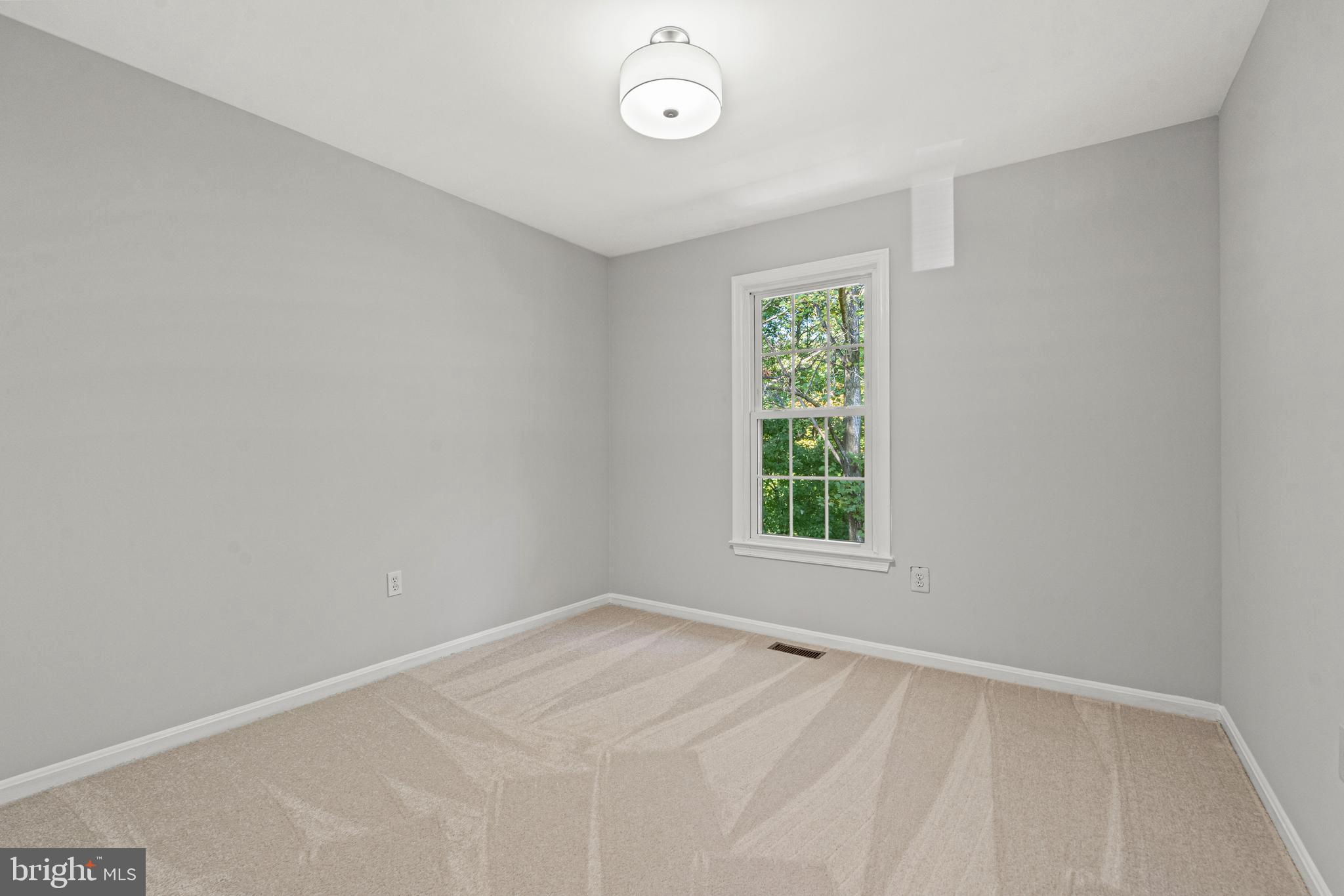 HUNTER VILLAGE - Residential