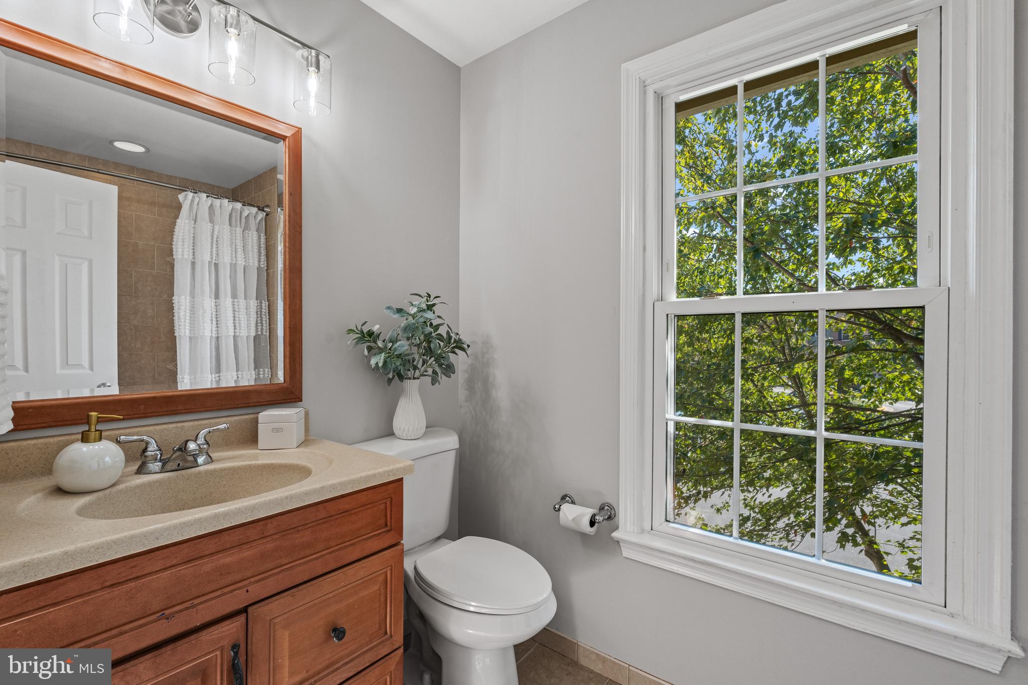 HUNTER VILLAGE - Residential