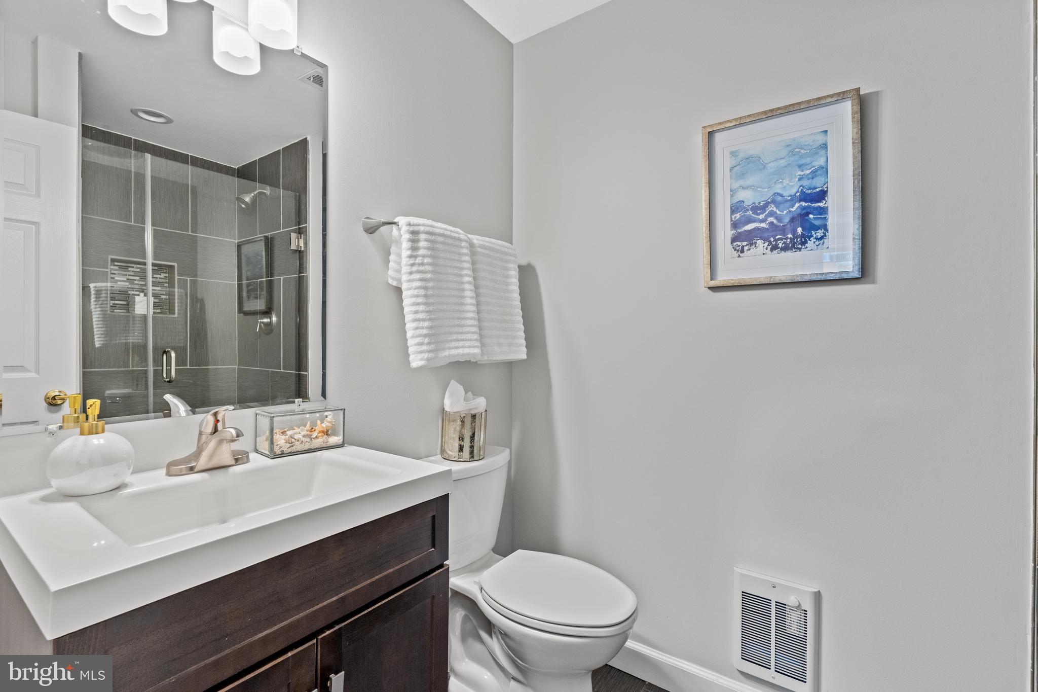 HUNTER VILLAGE - Residential