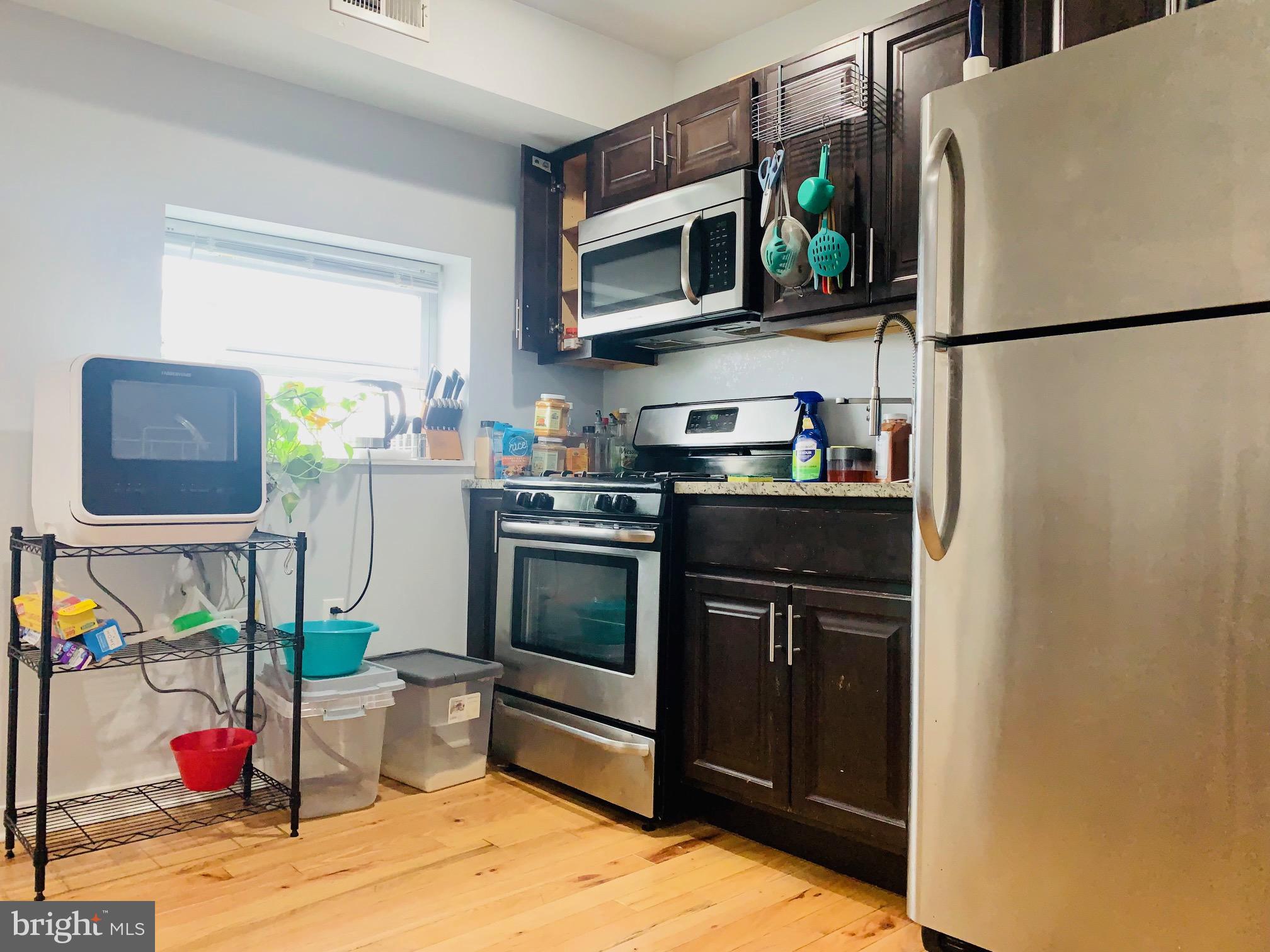 LOWER MOYAMENSING - Residential Lease