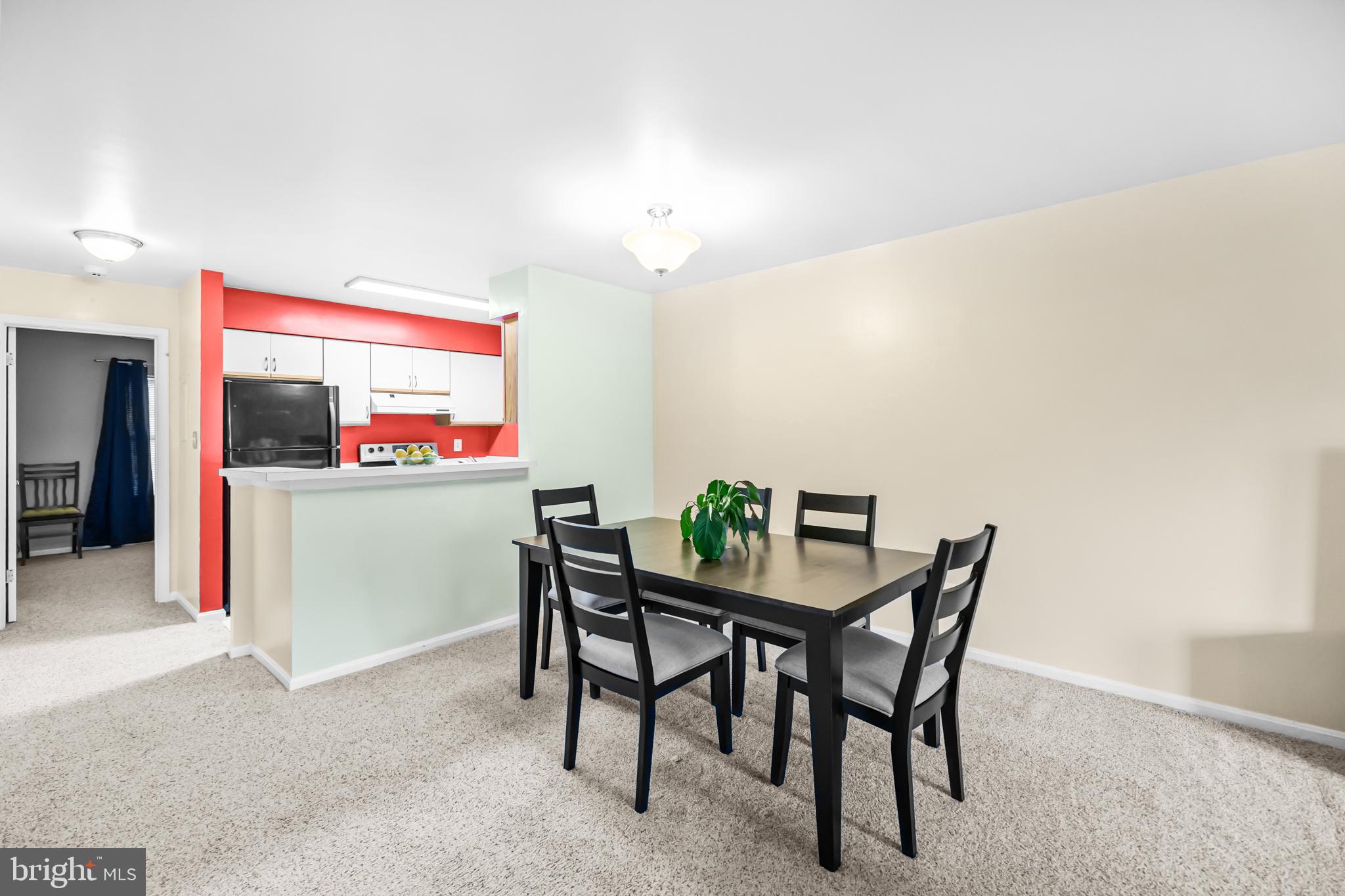 PONDS AT CENTREVILLE - Residential