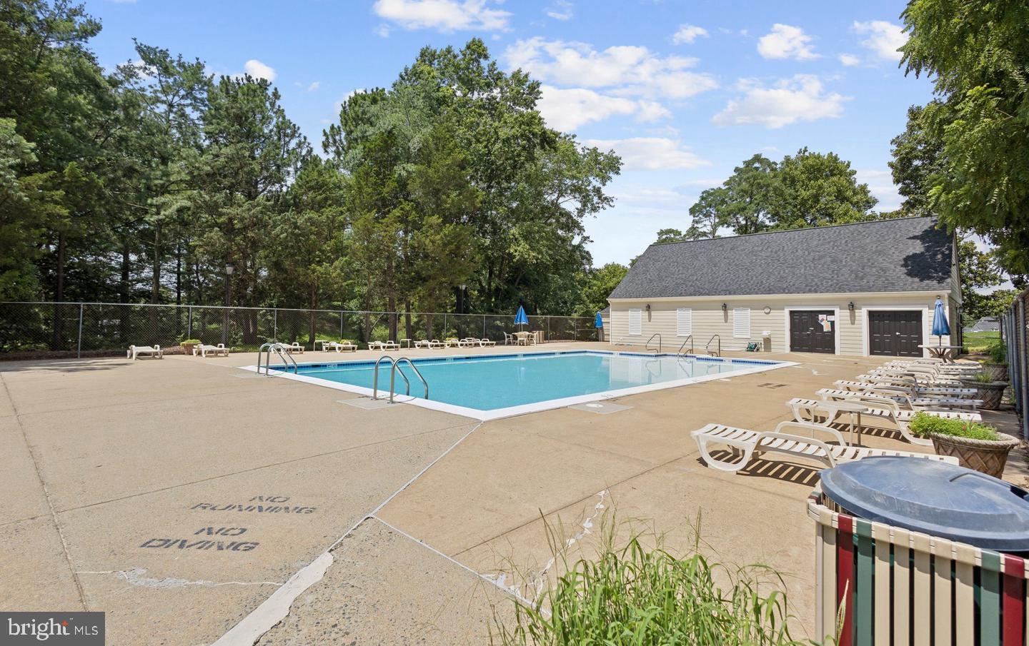 PONDS AT CENTREVILLE - Residential