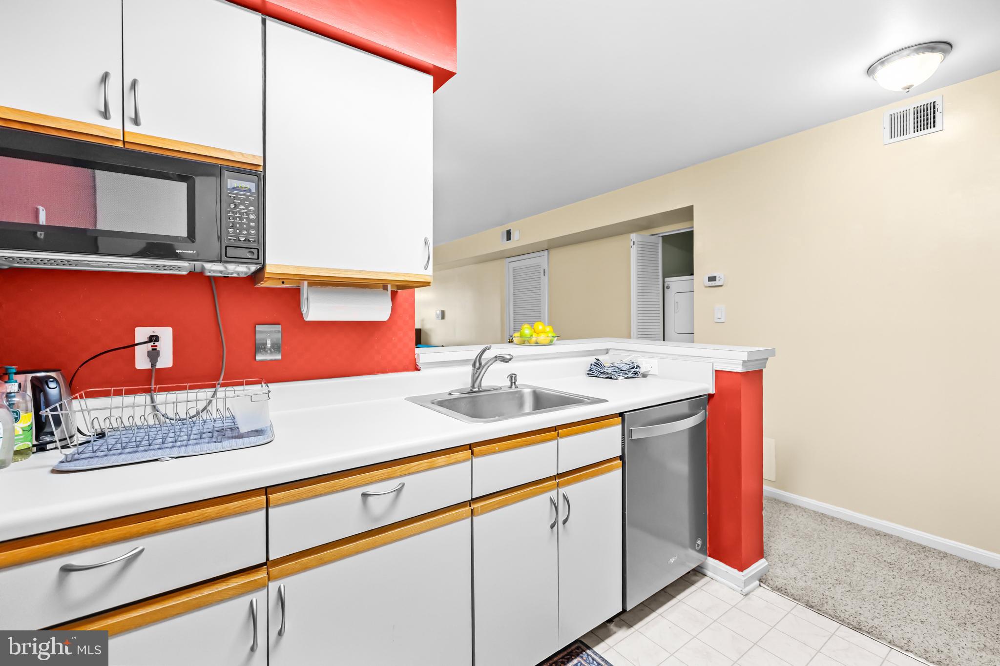 PONDS AT CENTREVILLE - Residential