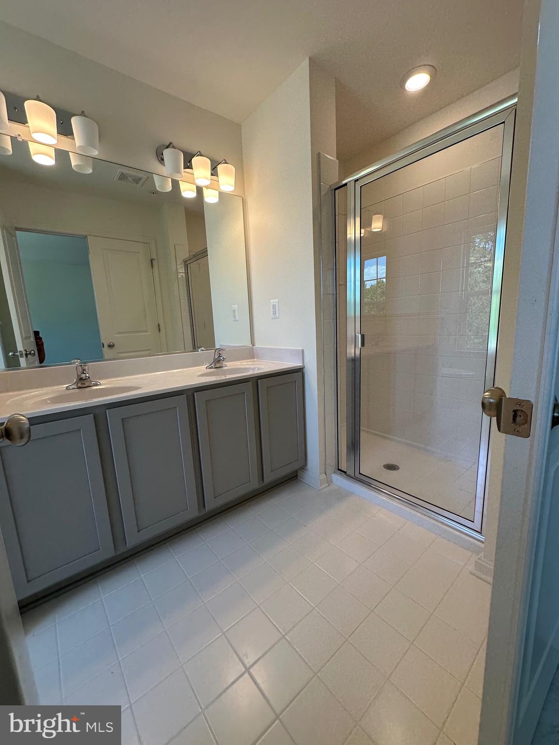 CHESAPEAKE BAY GOLF CLUB - Residential