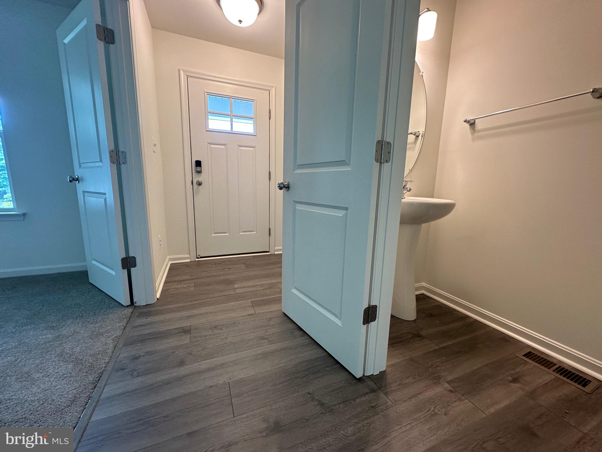 CHESAPEAKE BAY GOLF CLUB - Residential