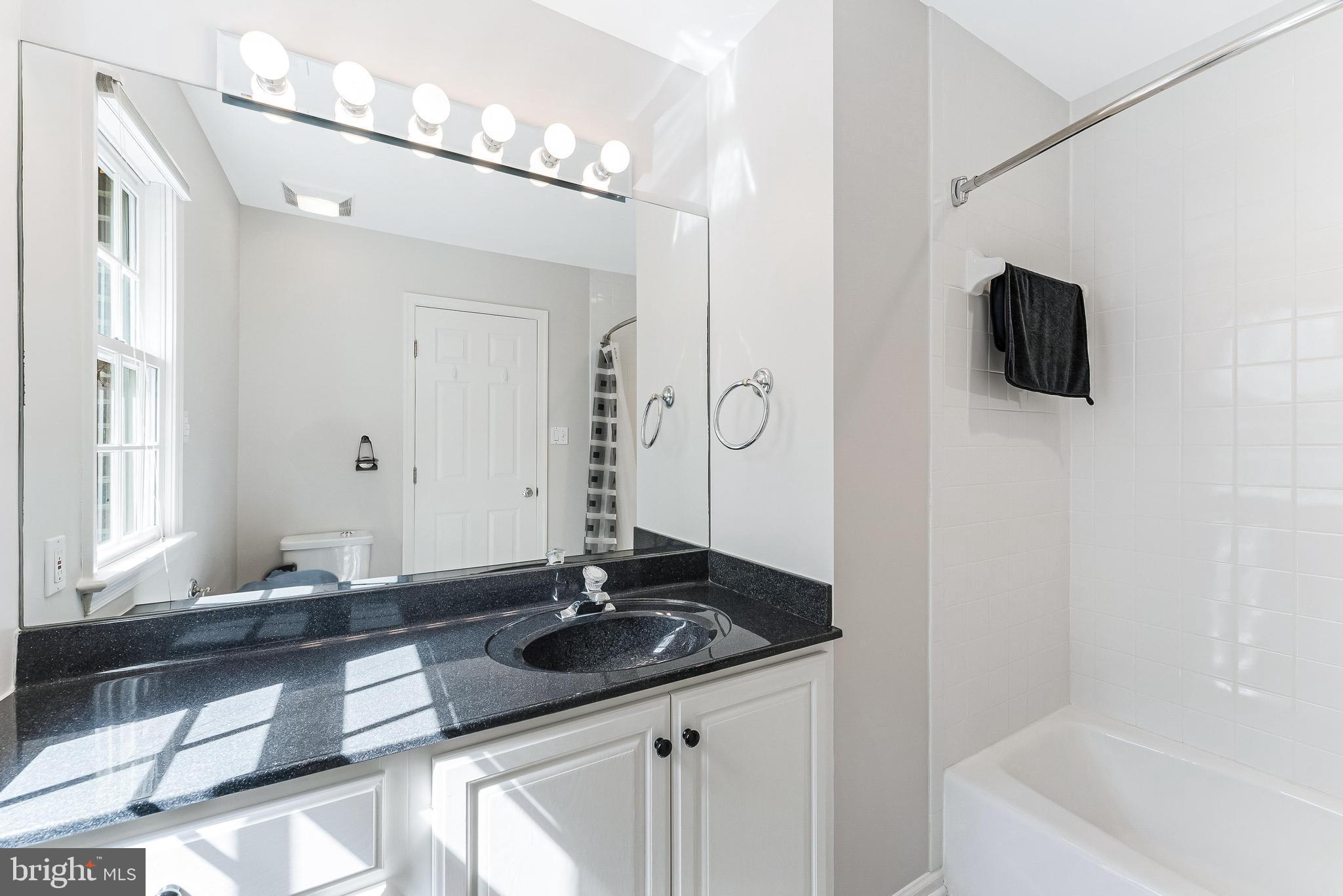 CREWS WOODS - Residential