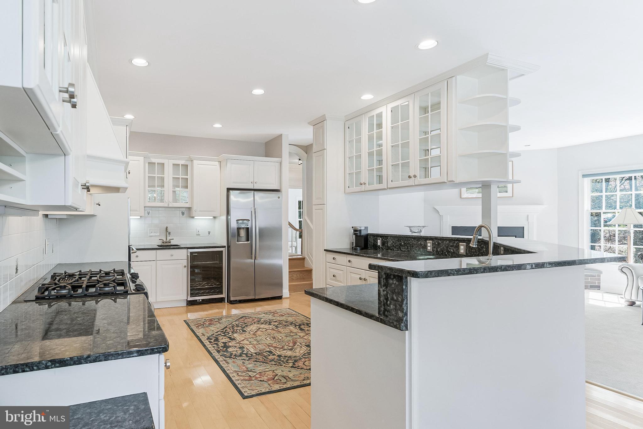 CREWS WOODS - Residential