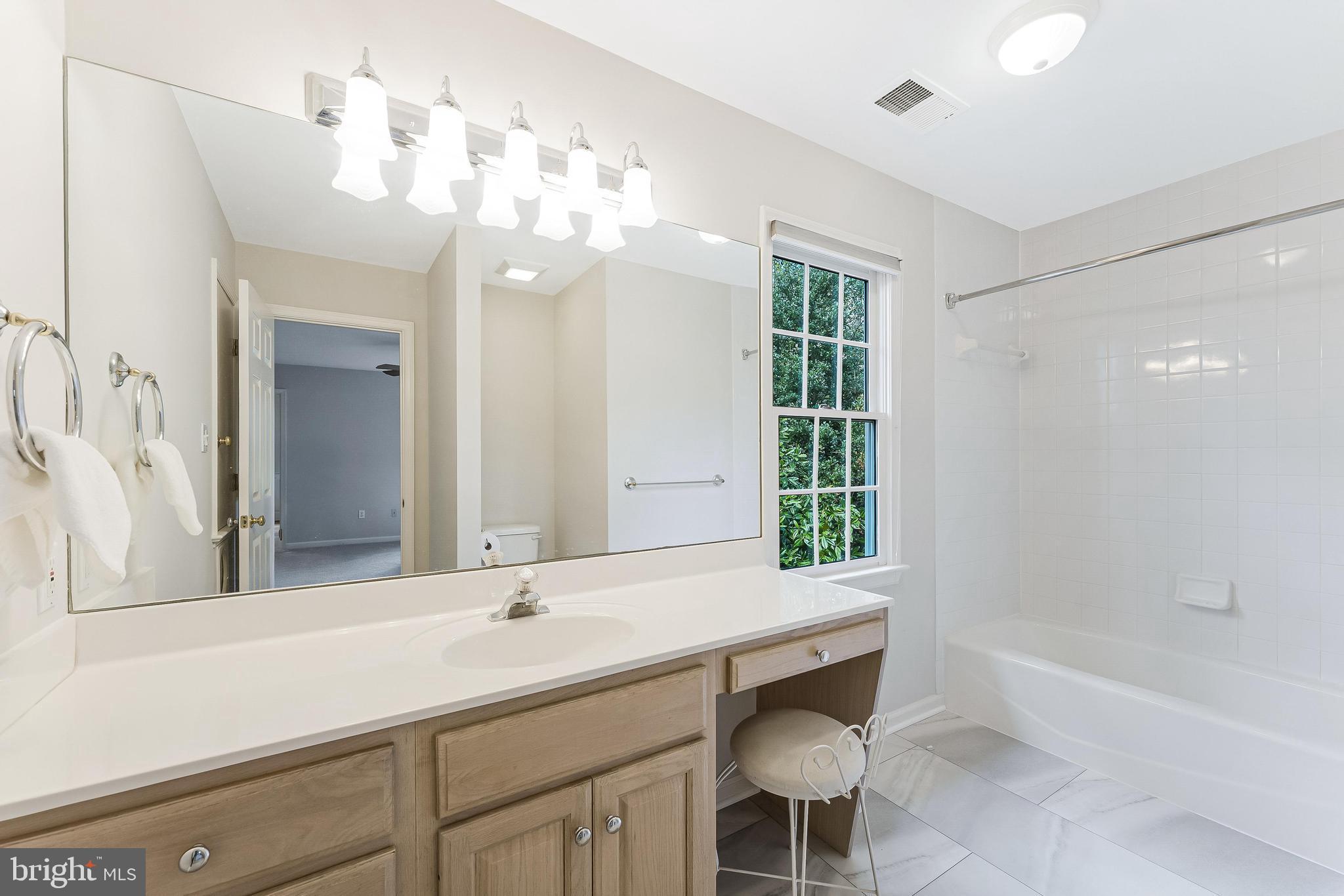 CREWS WOODS - Residential