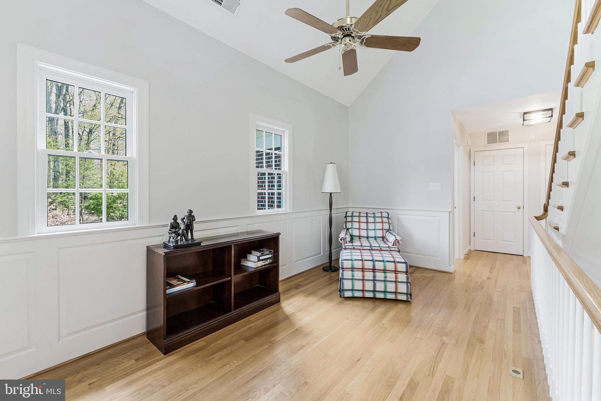 CREWS WOODS - Residential