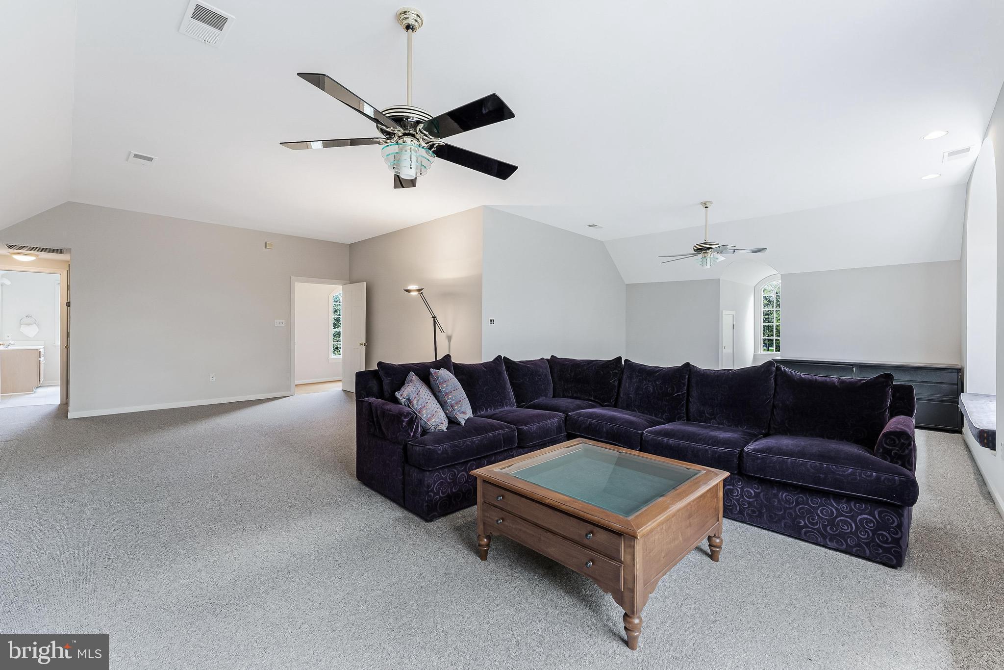 CREWS WOODS - Residential