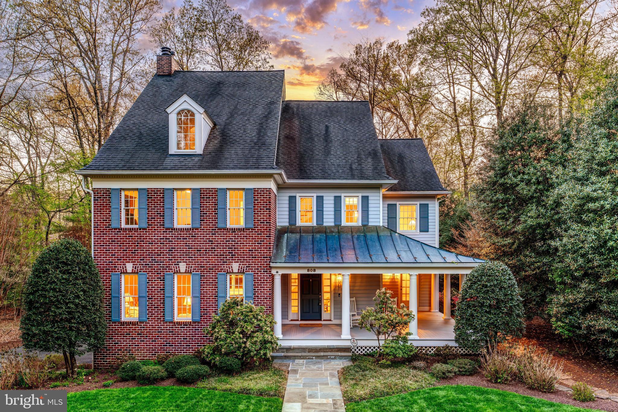 CREWS WOODS - Residential