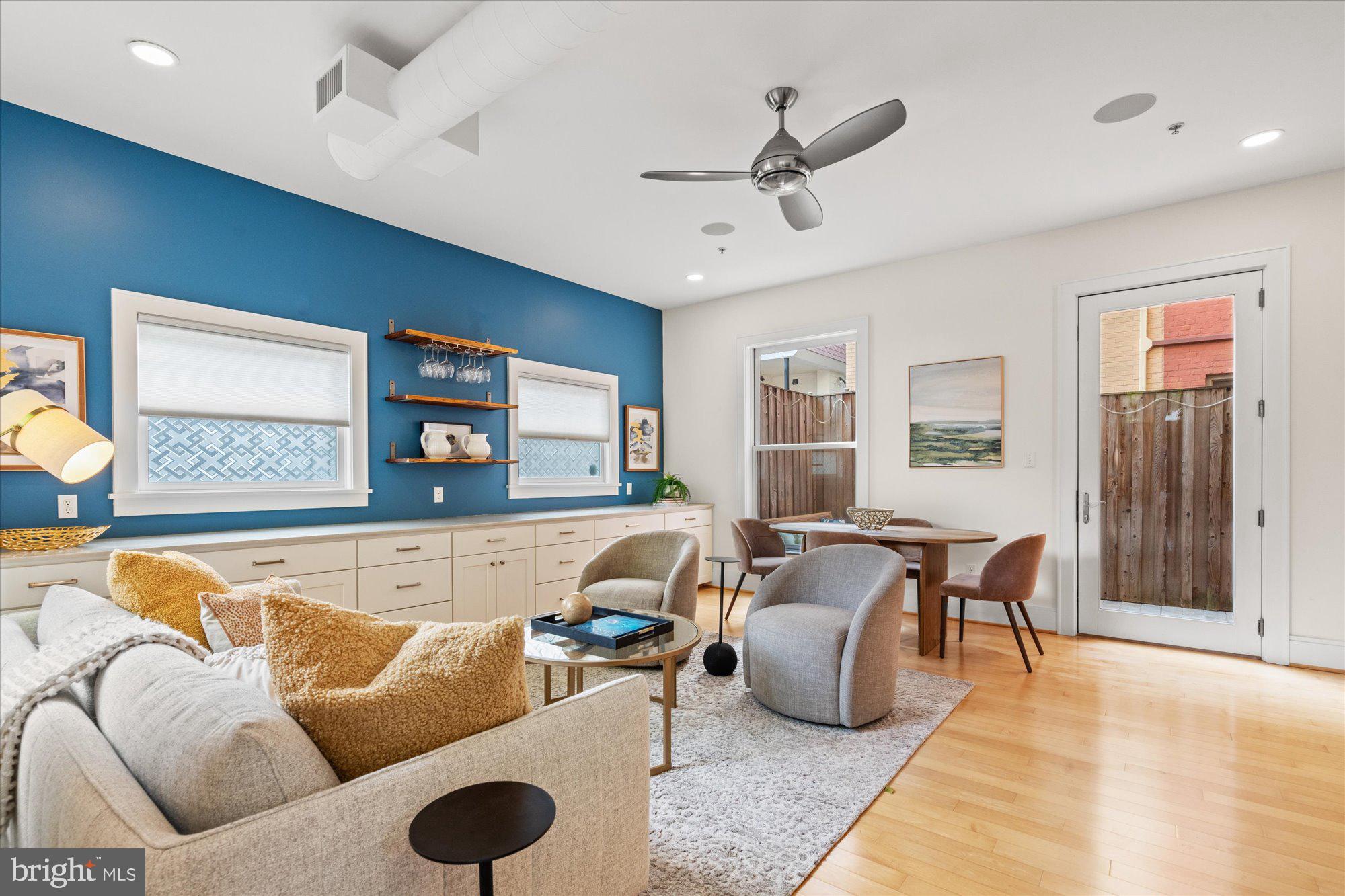 1817 SWANN STREET NW B