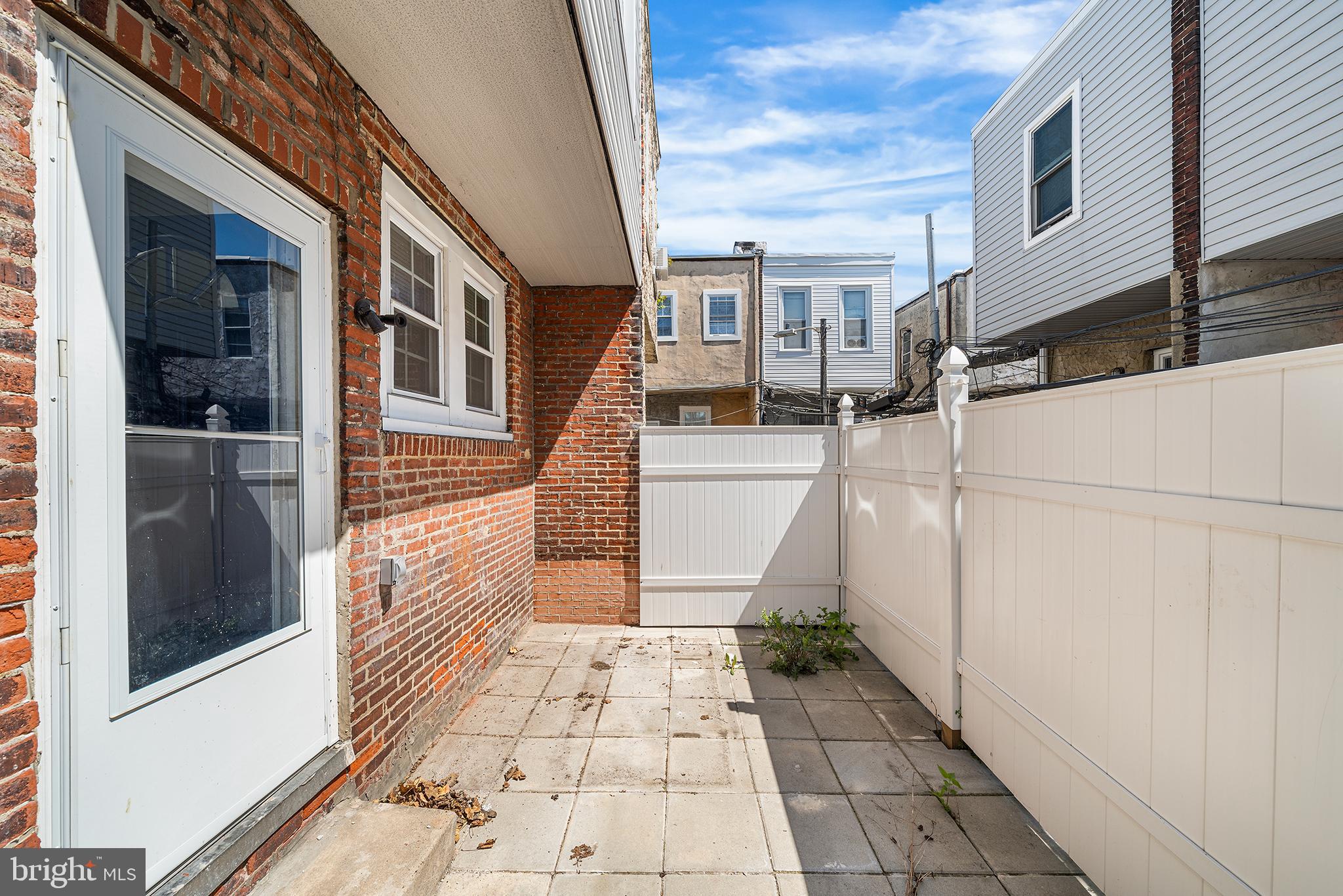 POINT BREEZE - Residential