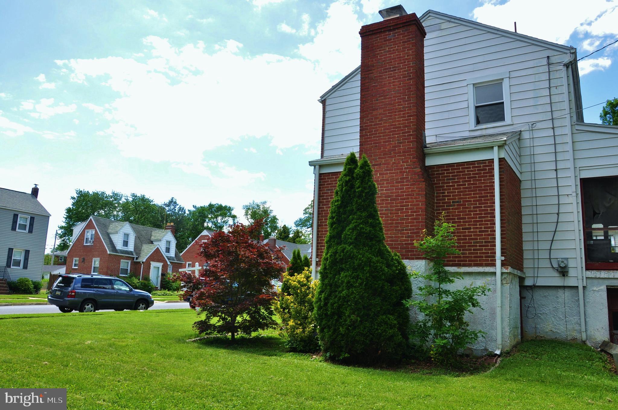 PARKVILLE SUMMIT - Residential