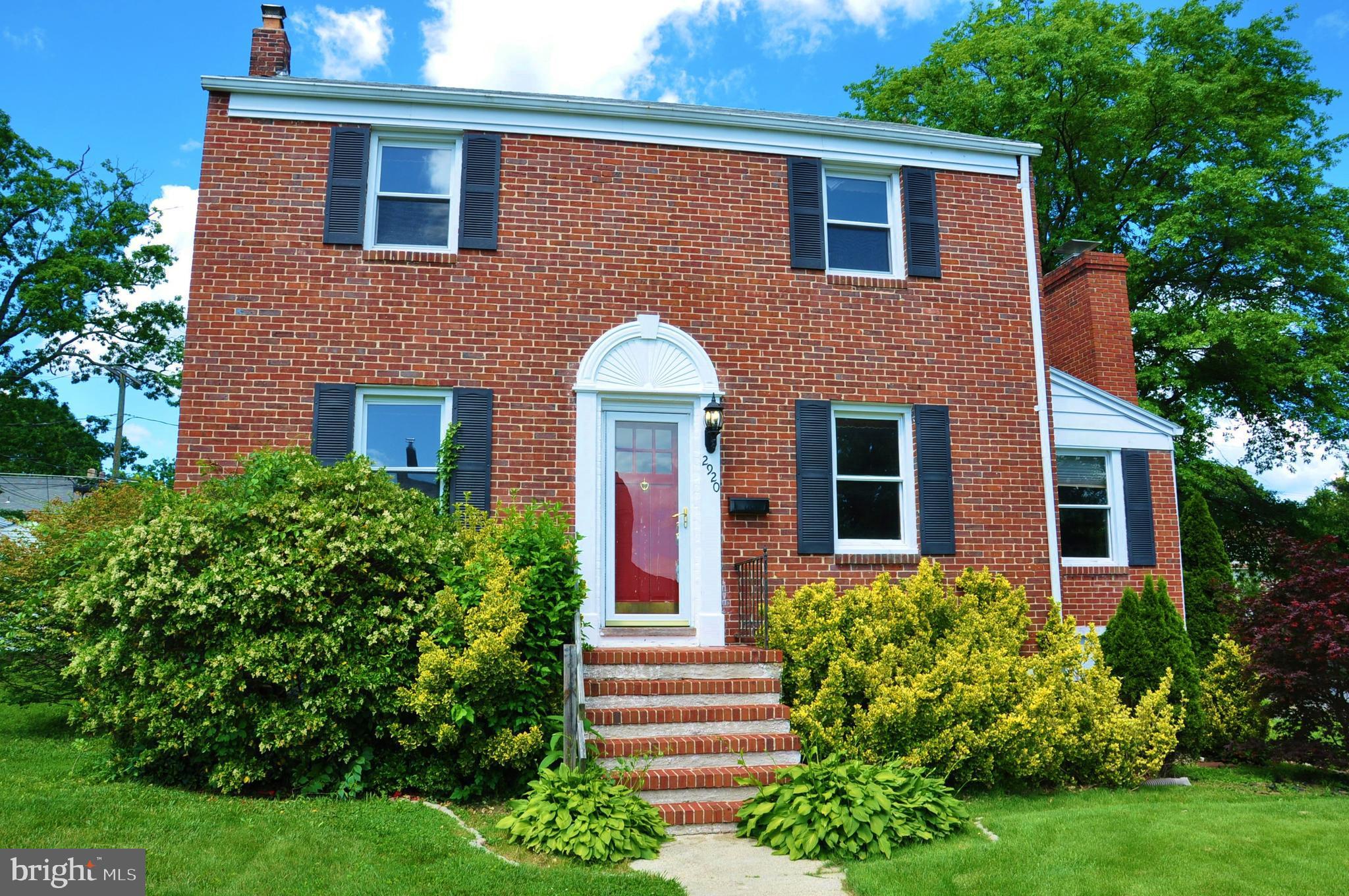 PARKVILLE SUMMIT - Residential