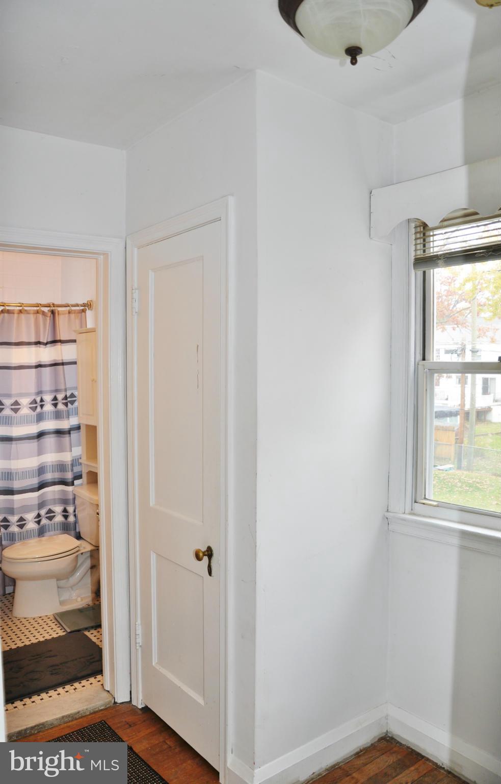 PARKVILLE SUMMIT - Residential