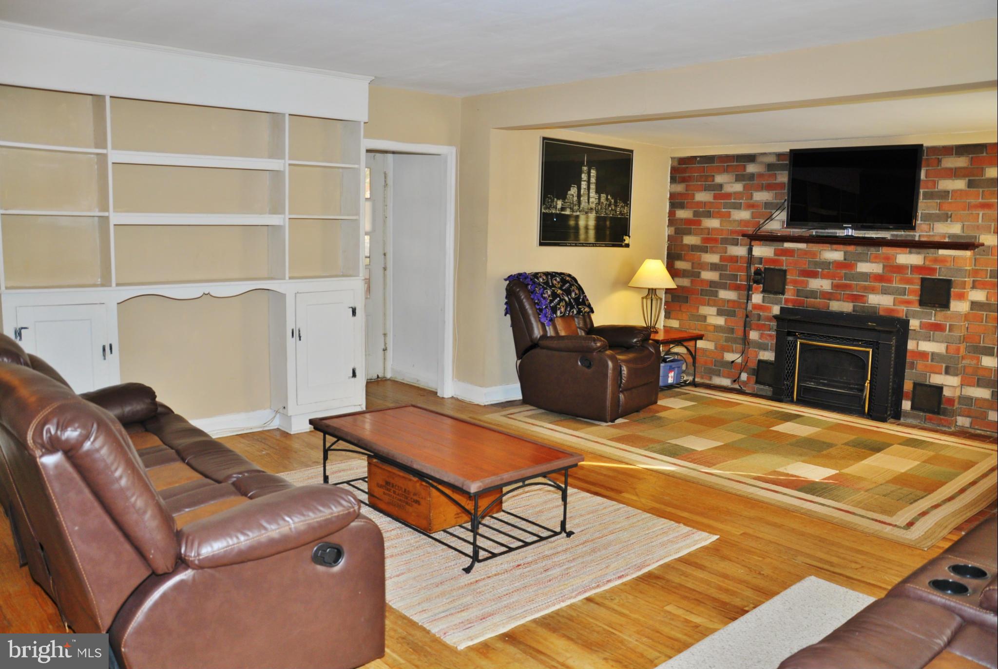 PARKVILLE SUMMIT - Residential