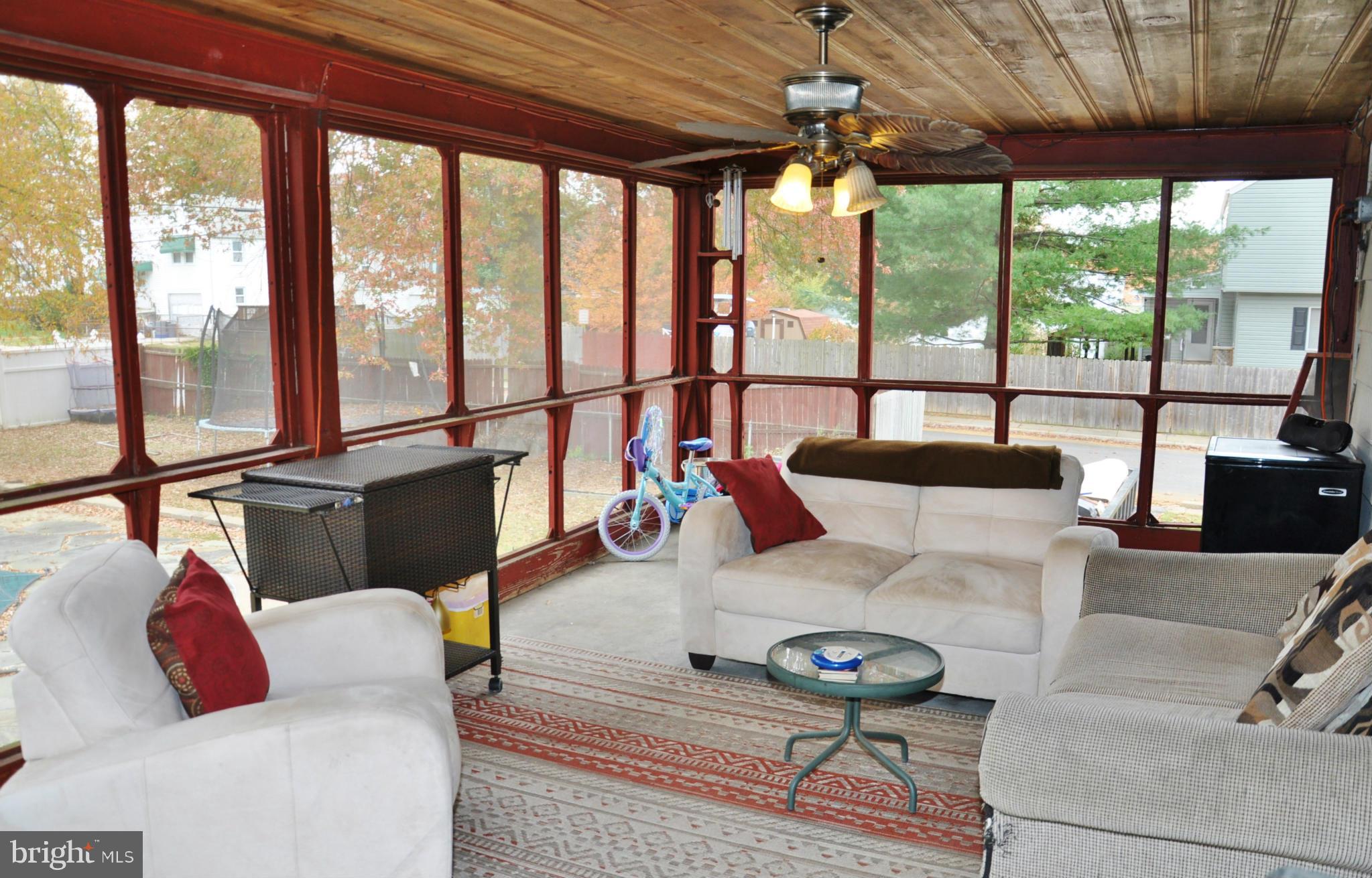 PARKVILLE SUMMIT - Residential