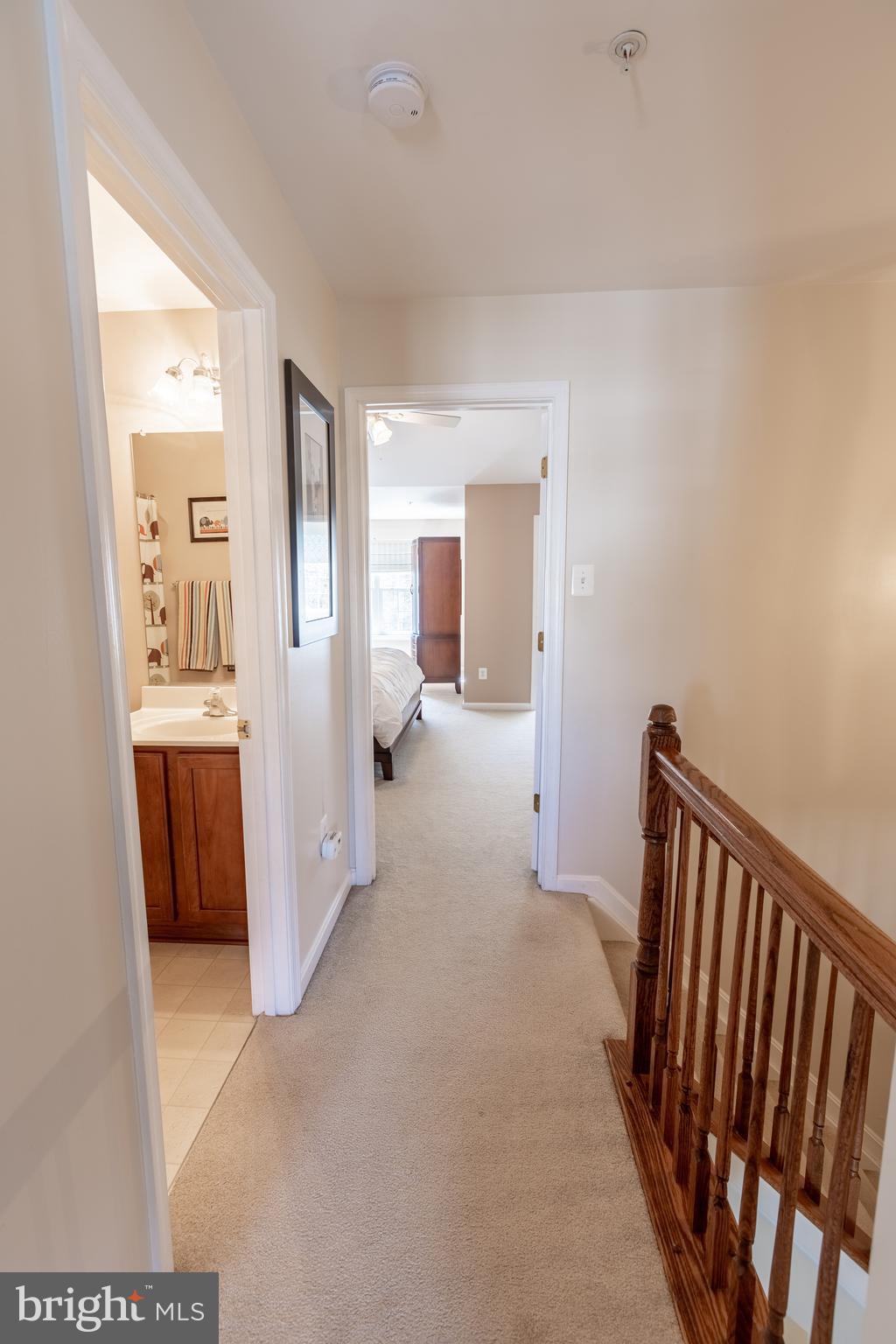 AUTUMN RUN - Residential