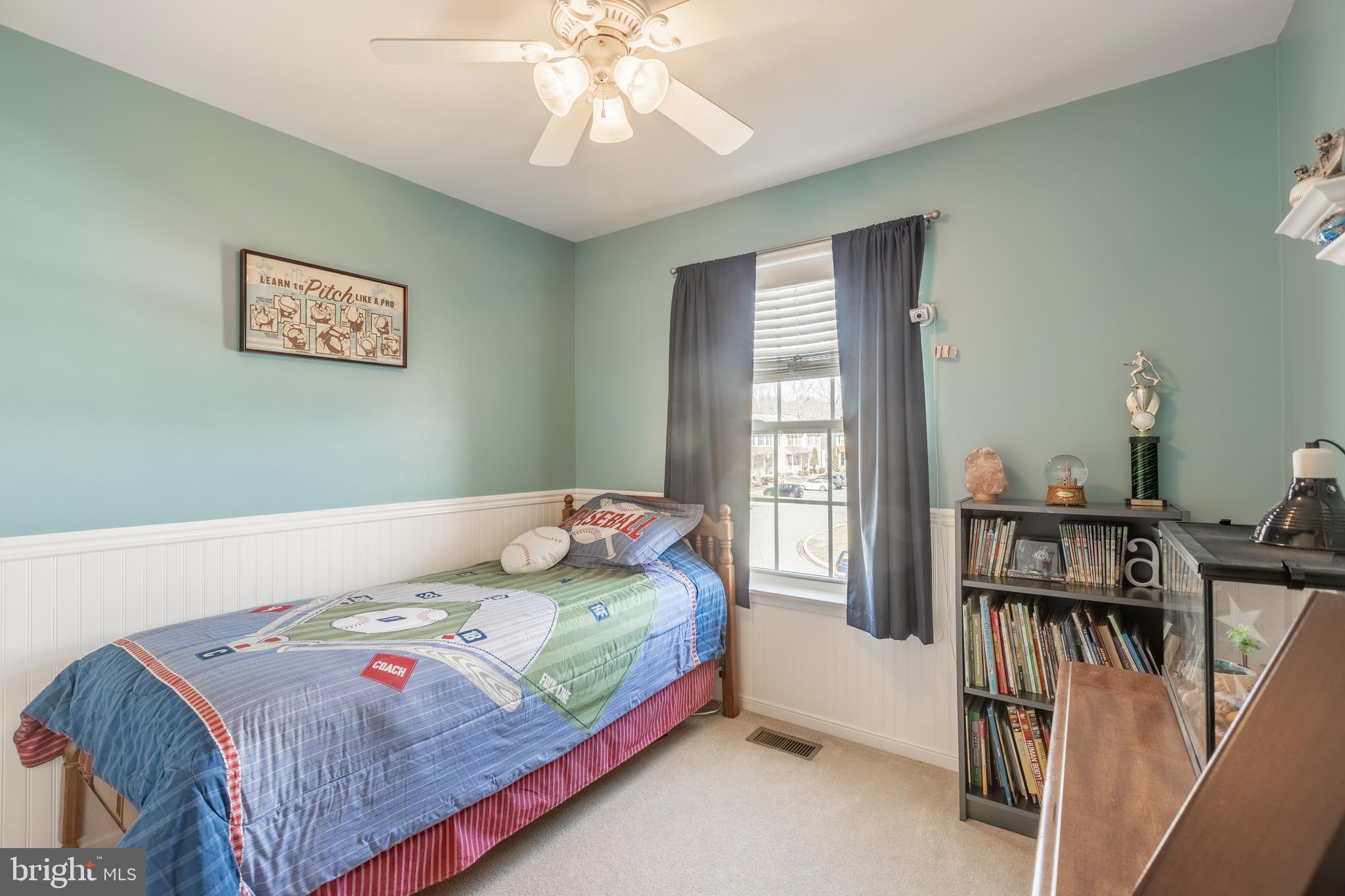 AUTUMN RUN - Residential