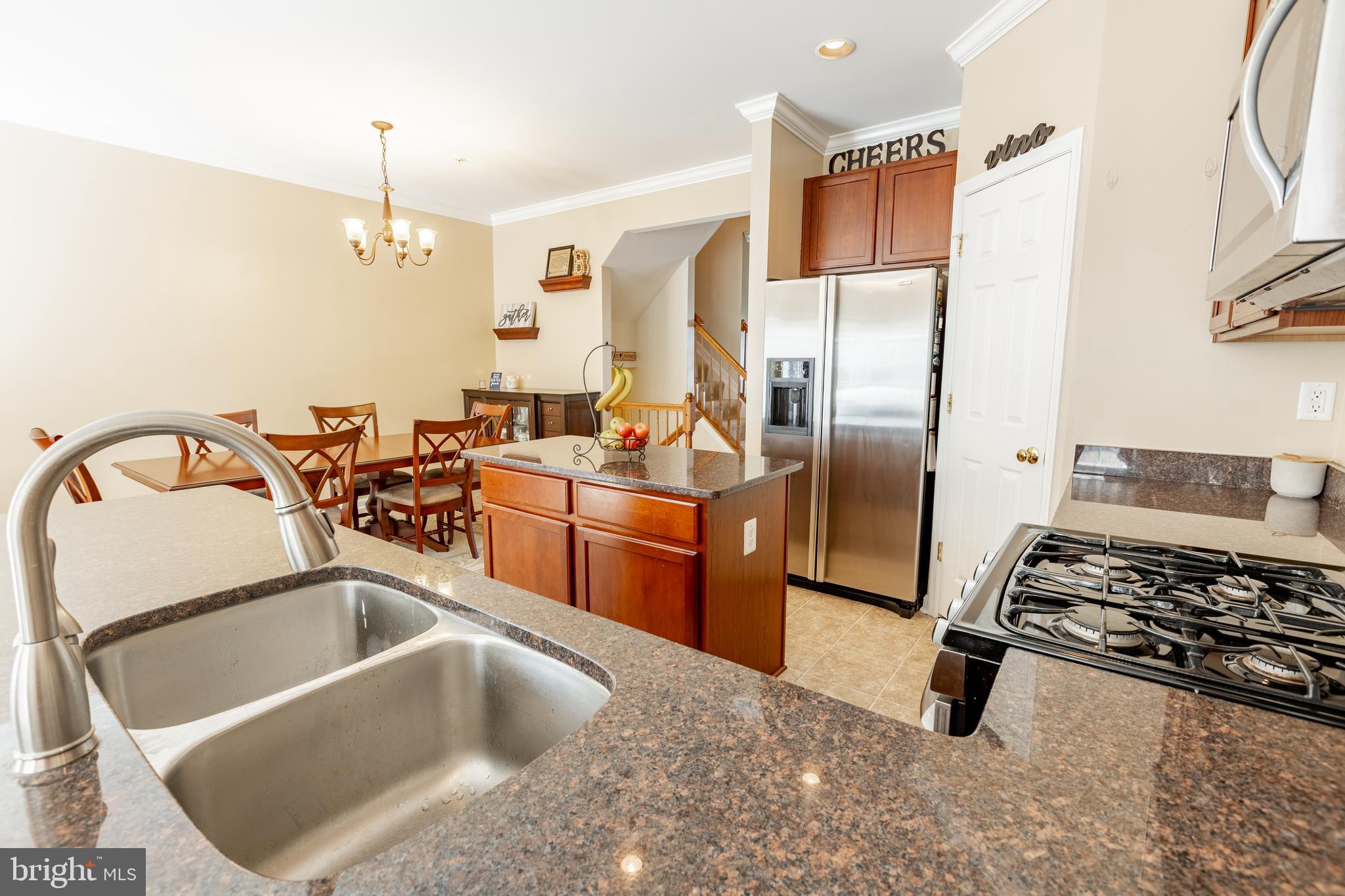 AUTUMN RUN - Residential