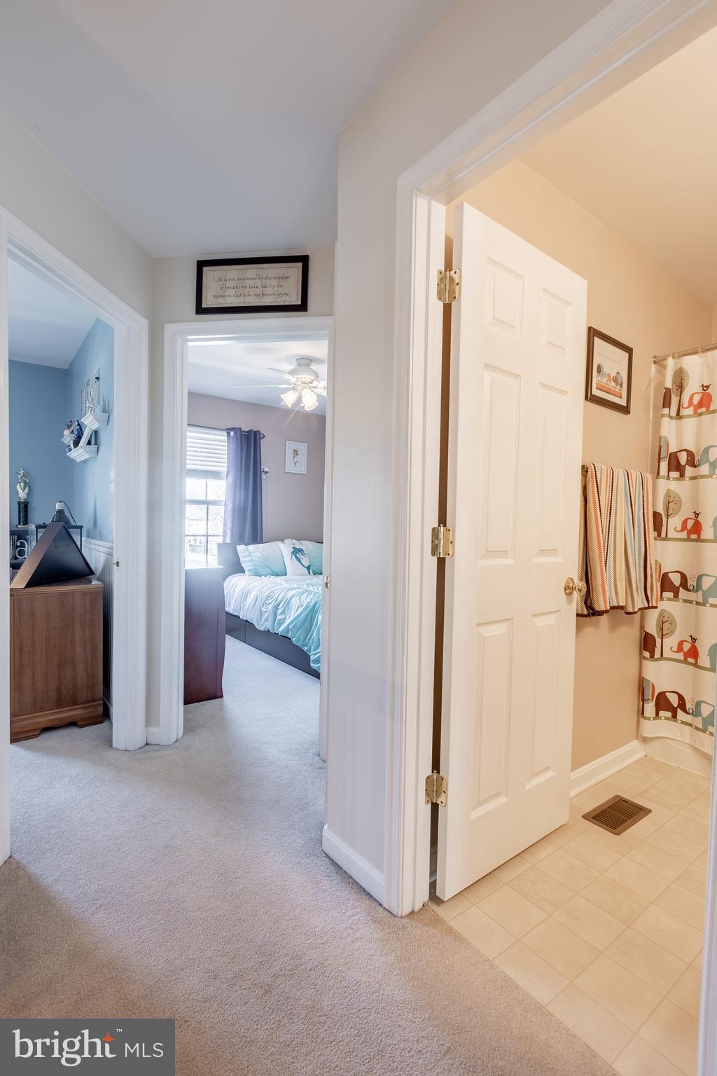 AUTUMN RUN - Residential