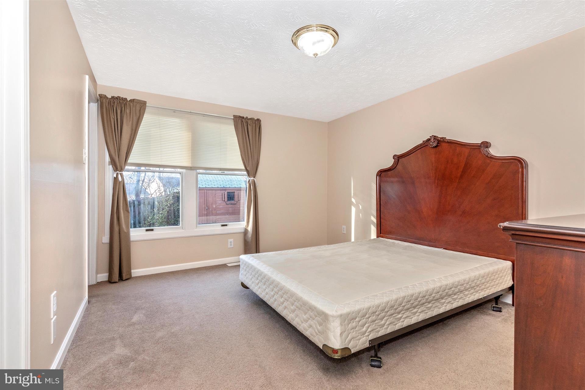 WILLOWCREST - Residential